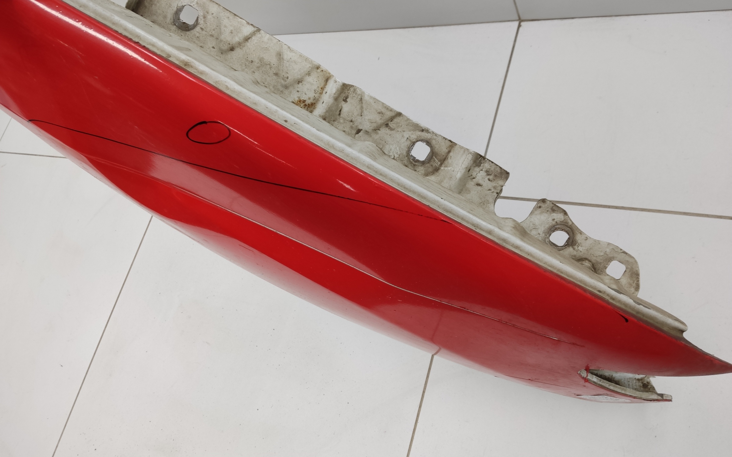 Крыло переднее правое Renault Logan 2 под повторитель