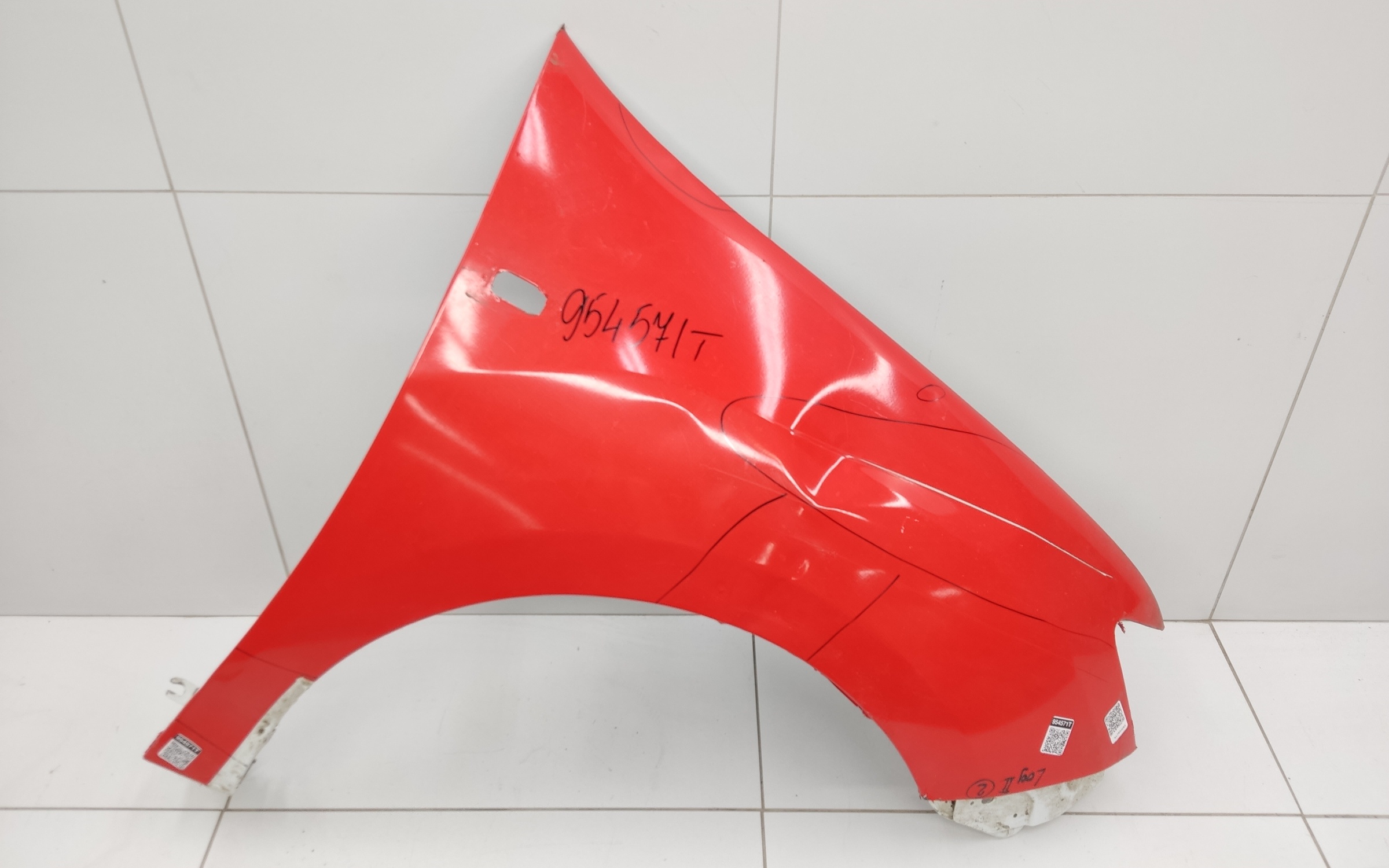 Крыло переднее правое Renault Logan 2 под повторитель