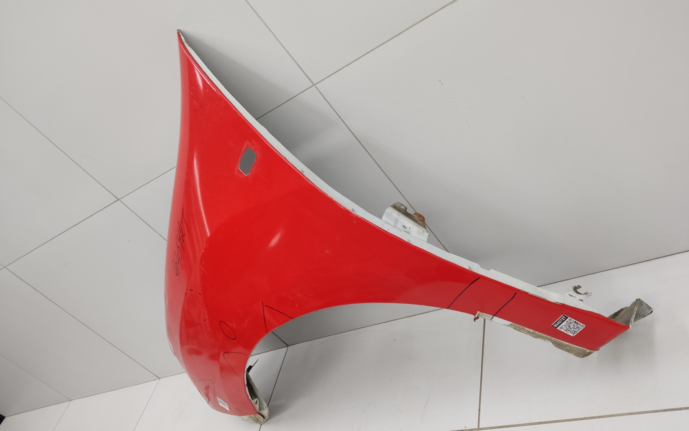 Крыло переднее левое Renault Logan 2 под повторитель