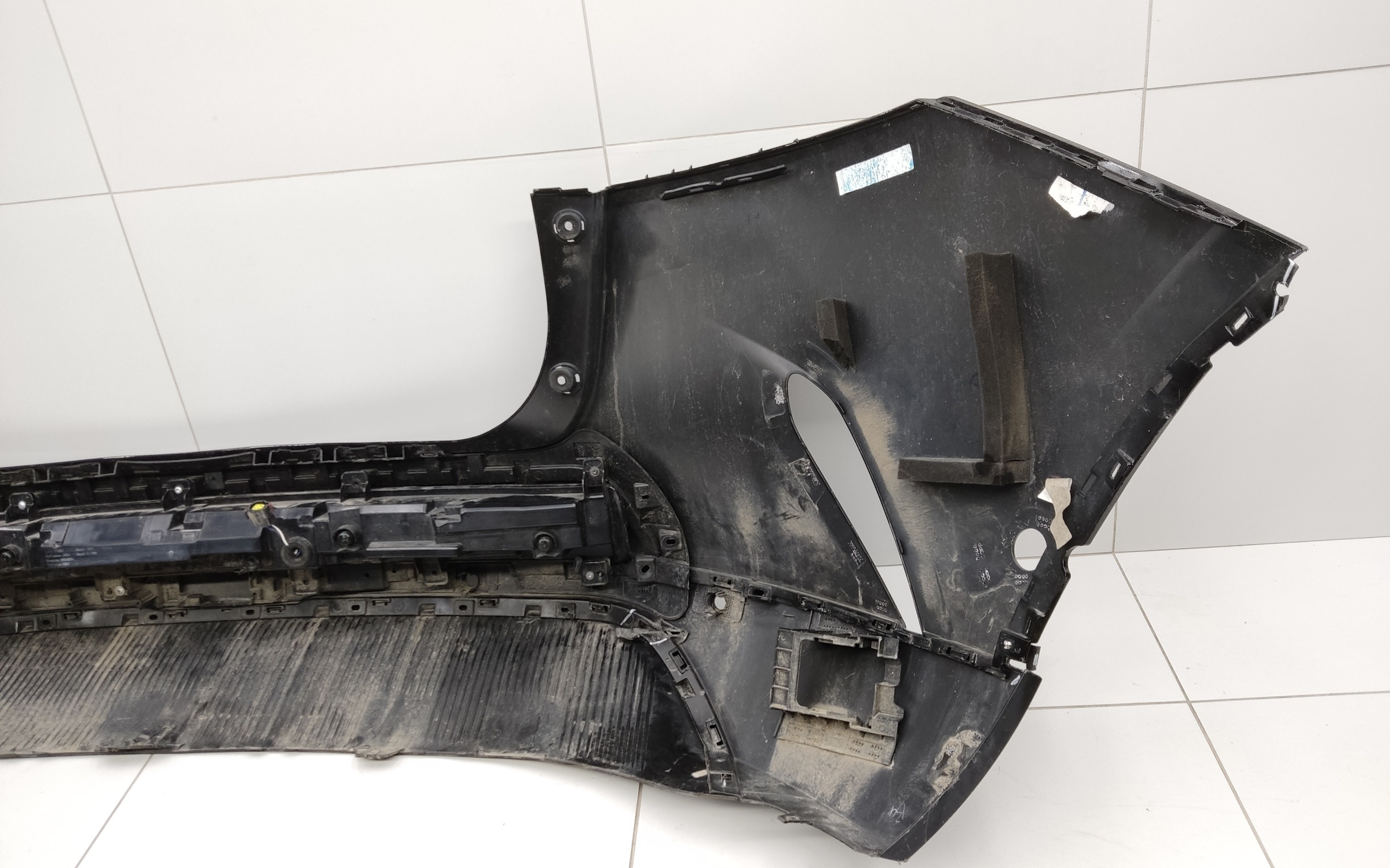 Бампер задний Avatr 11 Restail