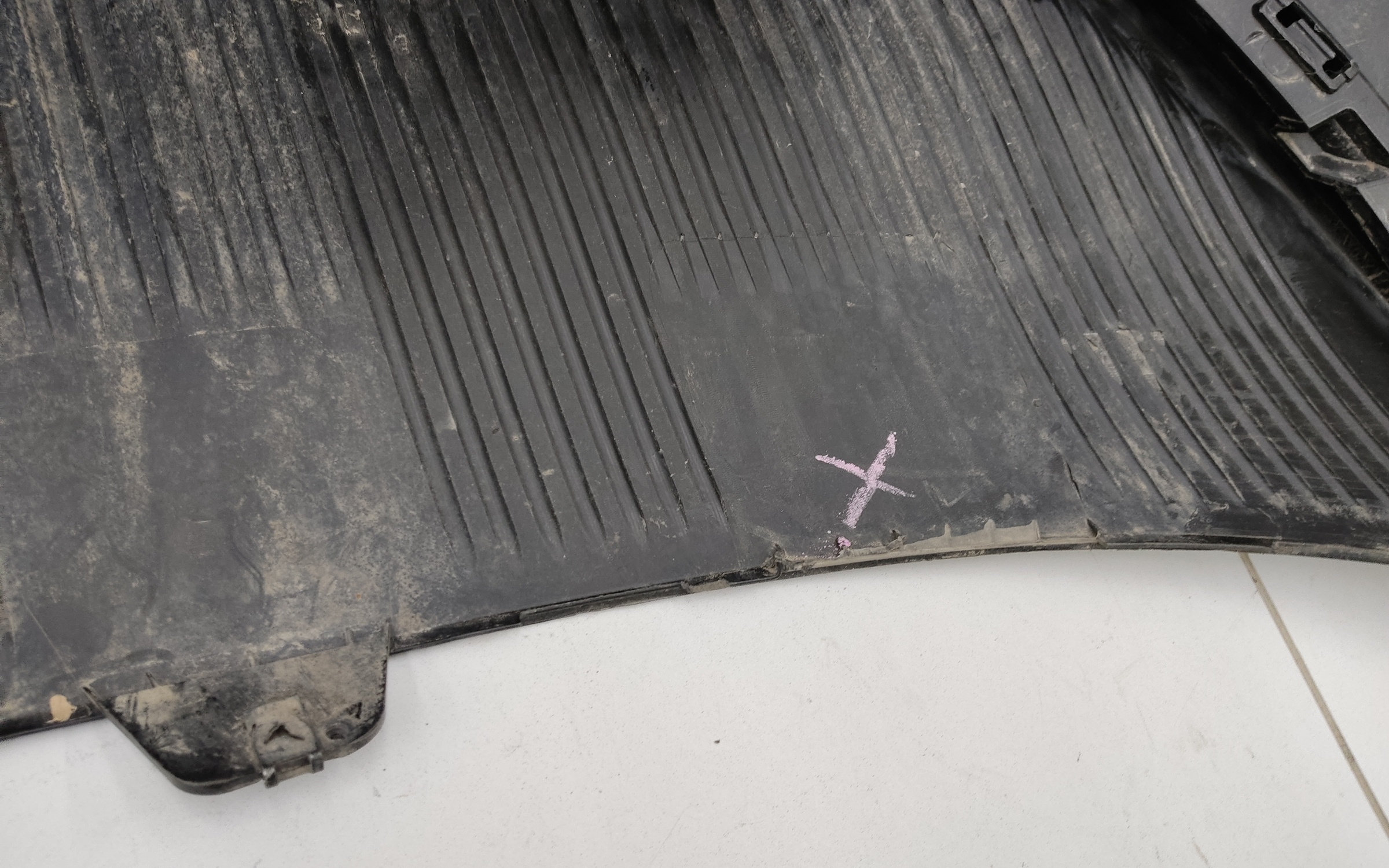 Бампер задний Avatr 11 Restail