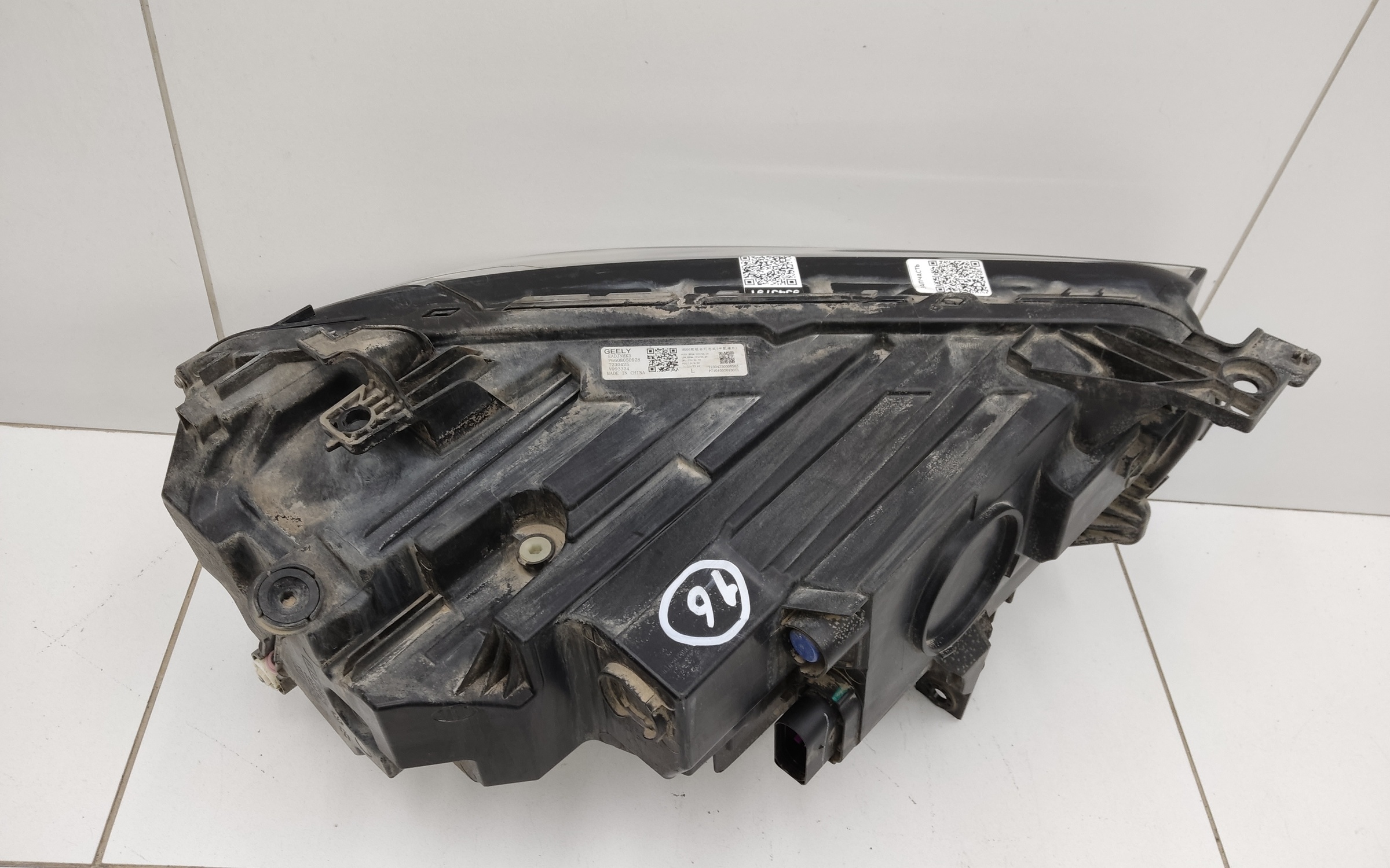 Фара передняя левая Geely Monjaro