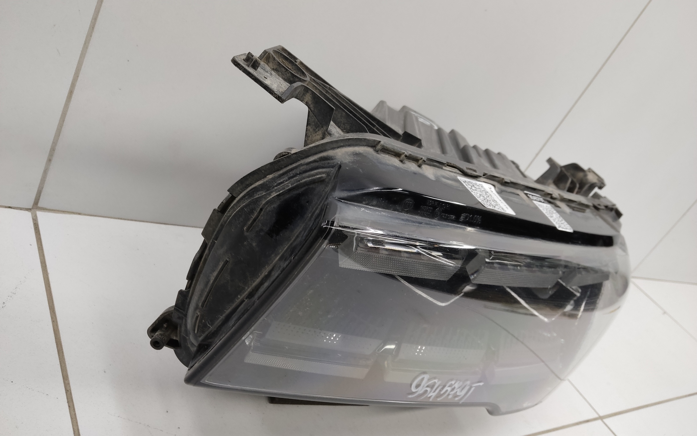 Фара передняя левая Geely Monjaro