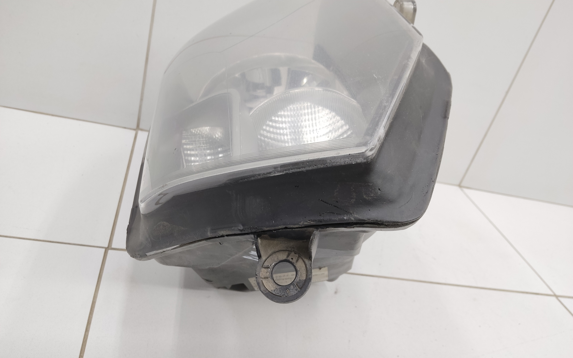 Фара передняя левая Volkswagen Transporter T5 Restail галоген