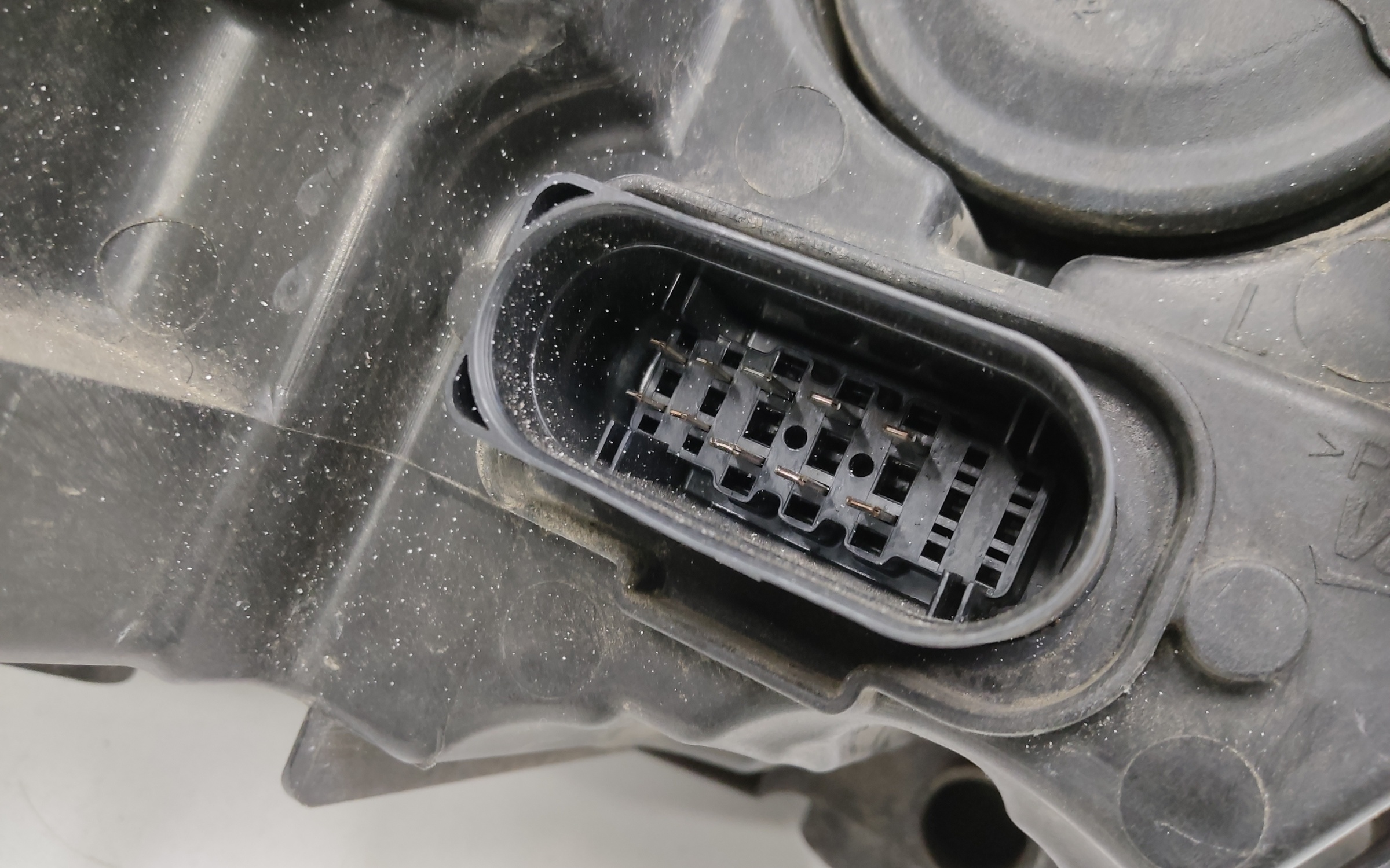 Фара передняя левая Skoda Rapid 2 LED