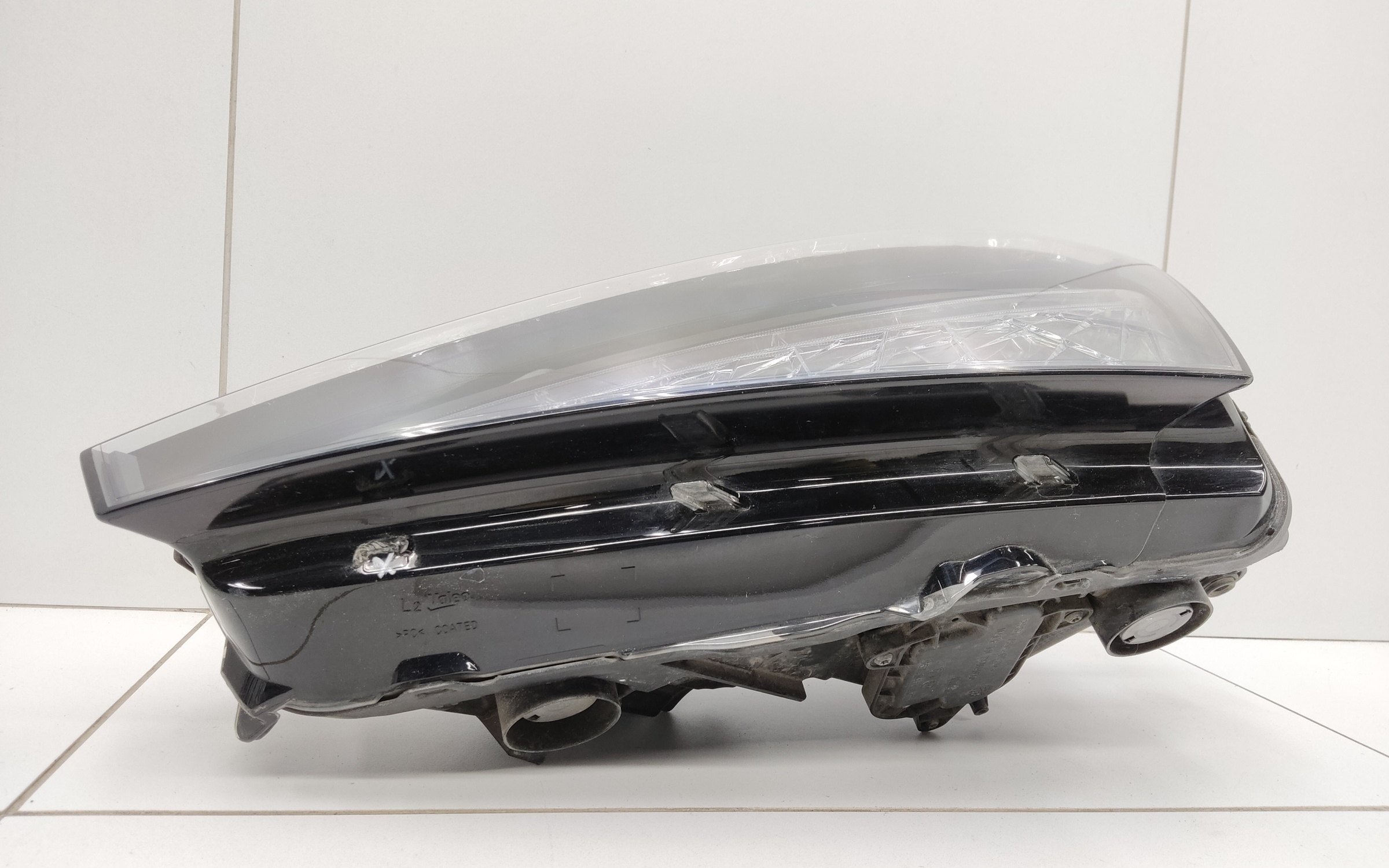 Фара передняя левая Skoda Rapid 2 LED