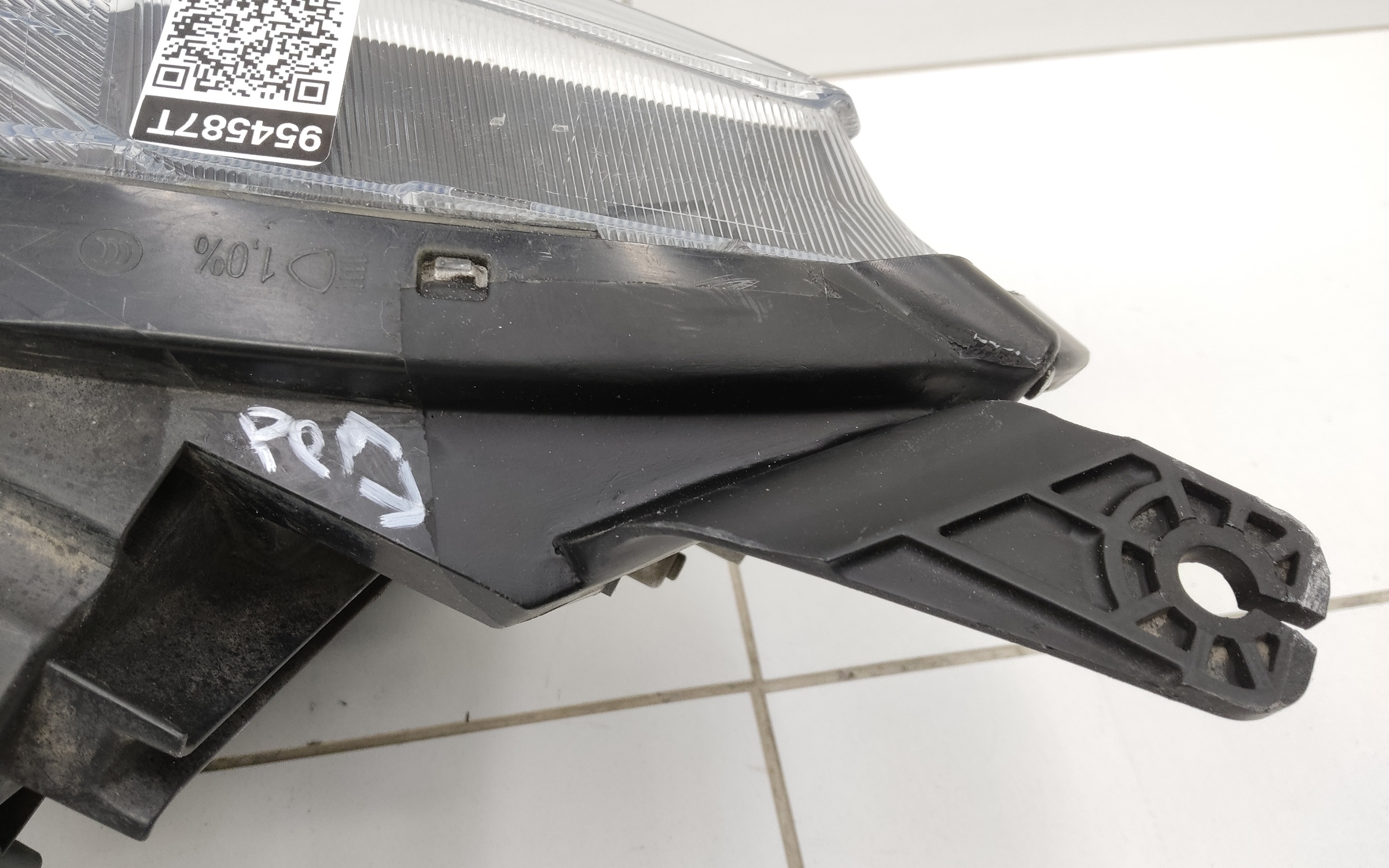 Фара передняя правая Haval Jolion LED