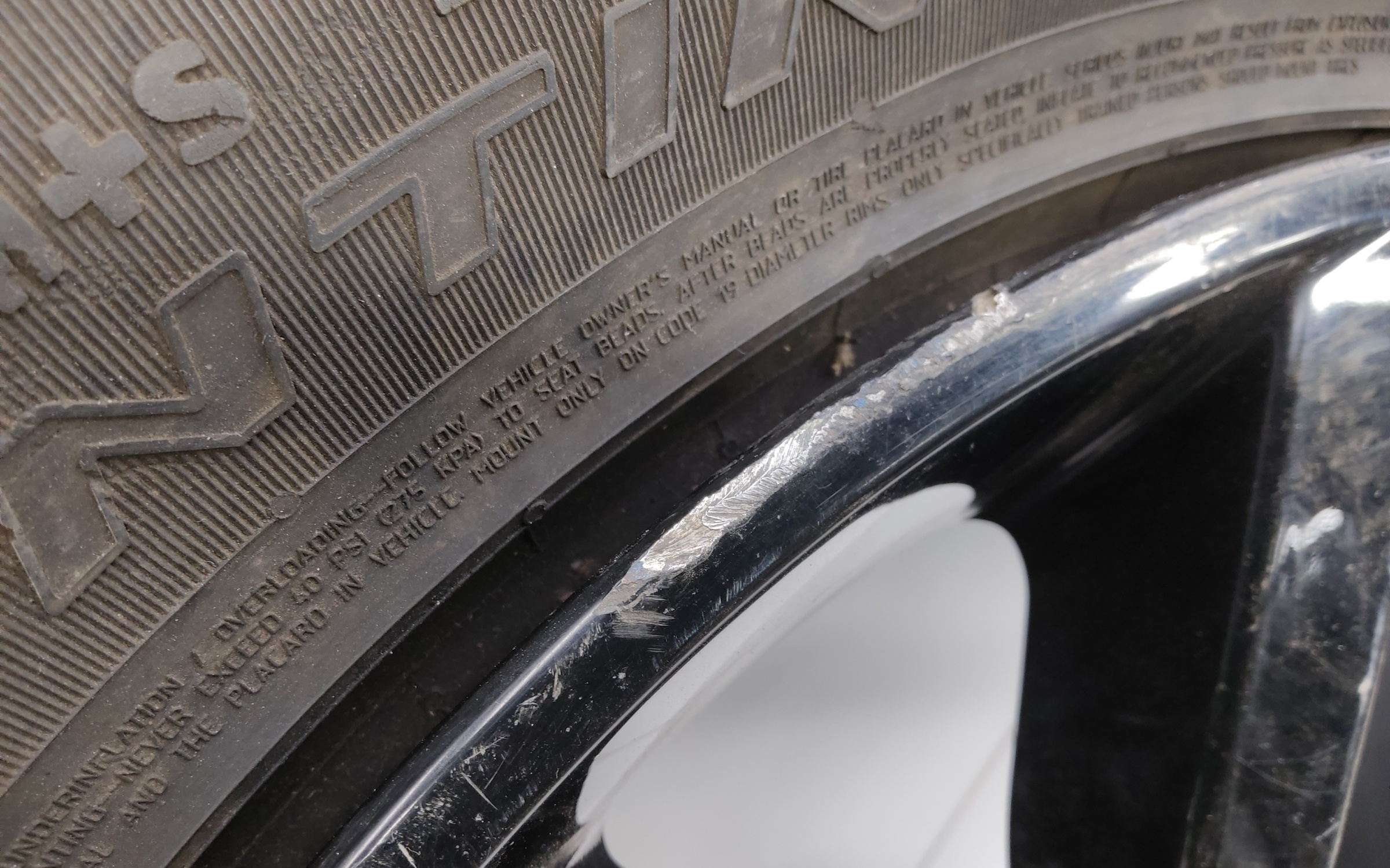 Диск колеса литой Land Rover Discovery Sport R19 черный