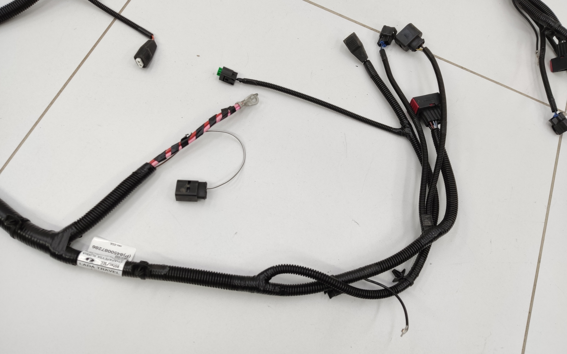 Проводка торпедо Lada Niva Travel