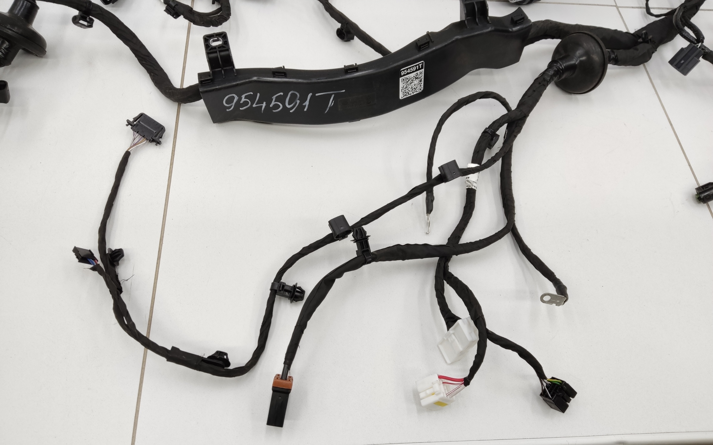 Проводка моторного отсека Haval Jolion