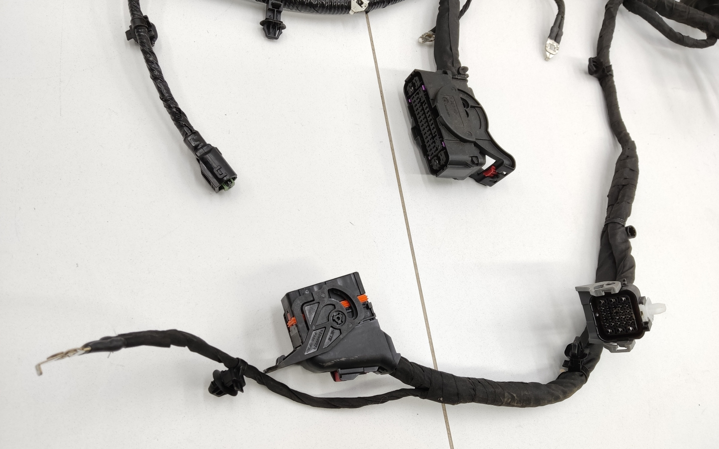 Проводка моторного отсека Haval Jolion