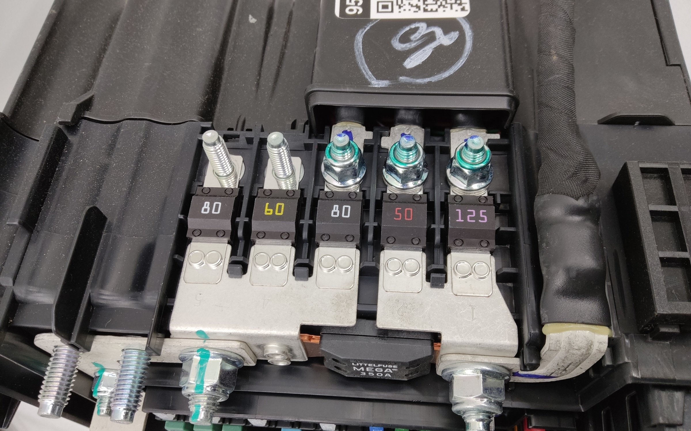 Проводка моторного отсека Haval Jolion