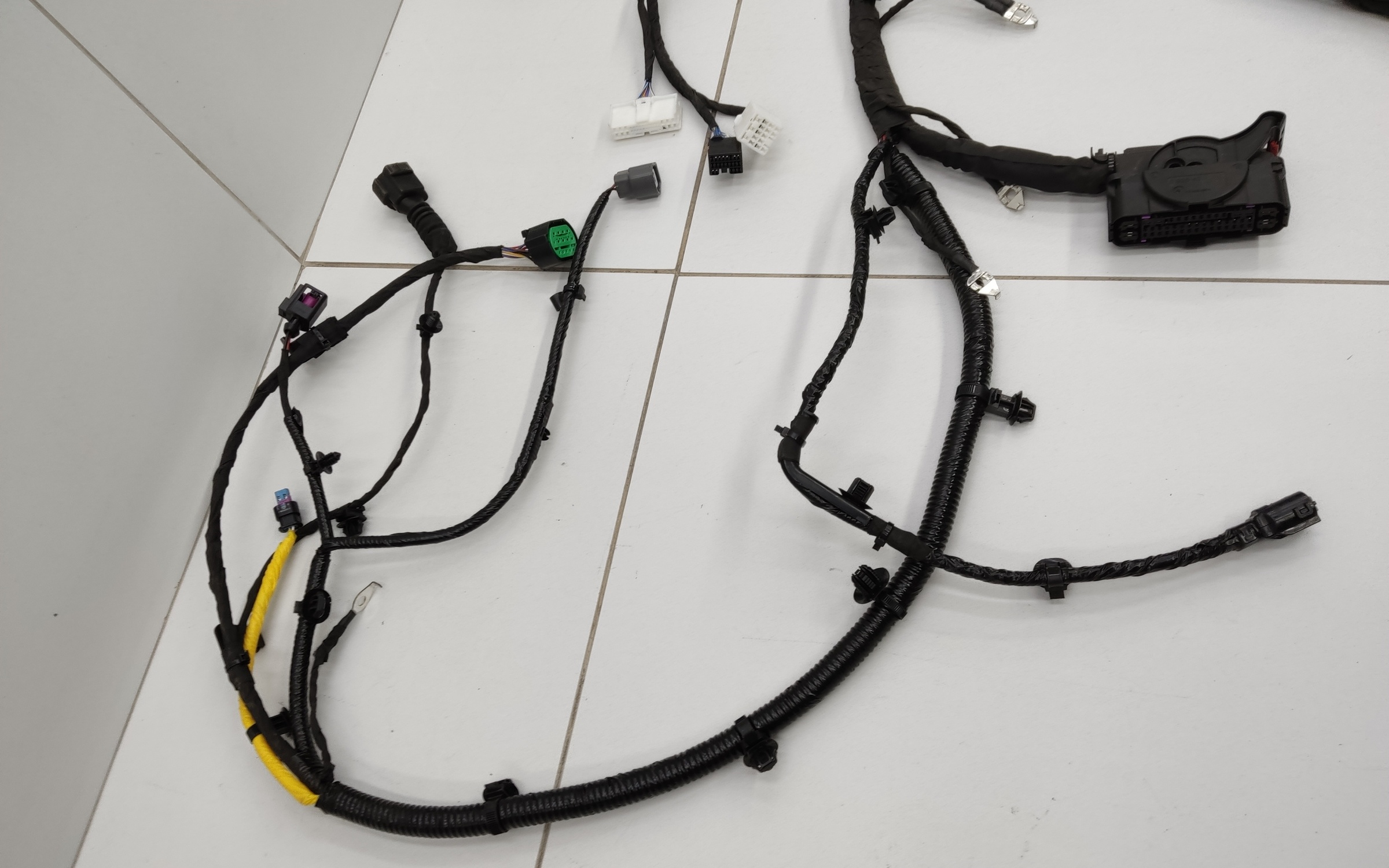 Проводка моторного отсека Haval Jolion