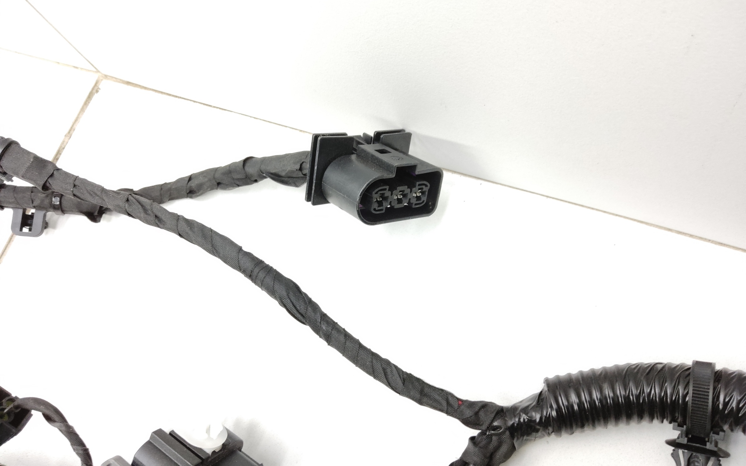 Проводка моторного отсека Haval Jolion