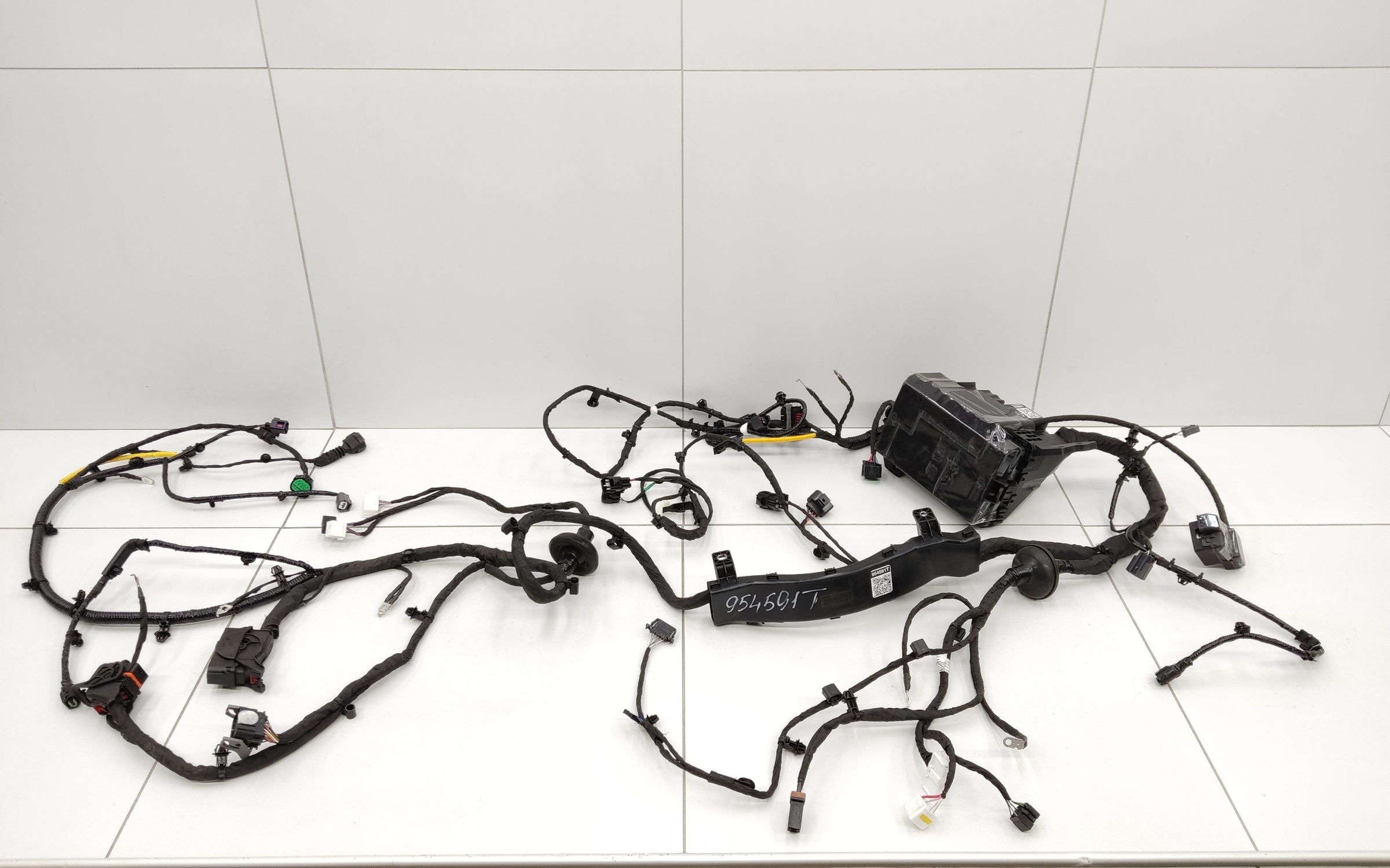 Проводка моторного отсека Haval Jolion