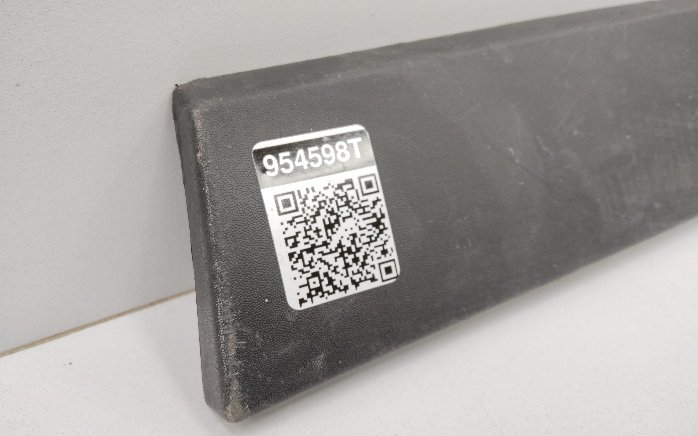 Накладка двери передней правой Kia Rio 4 X-Line