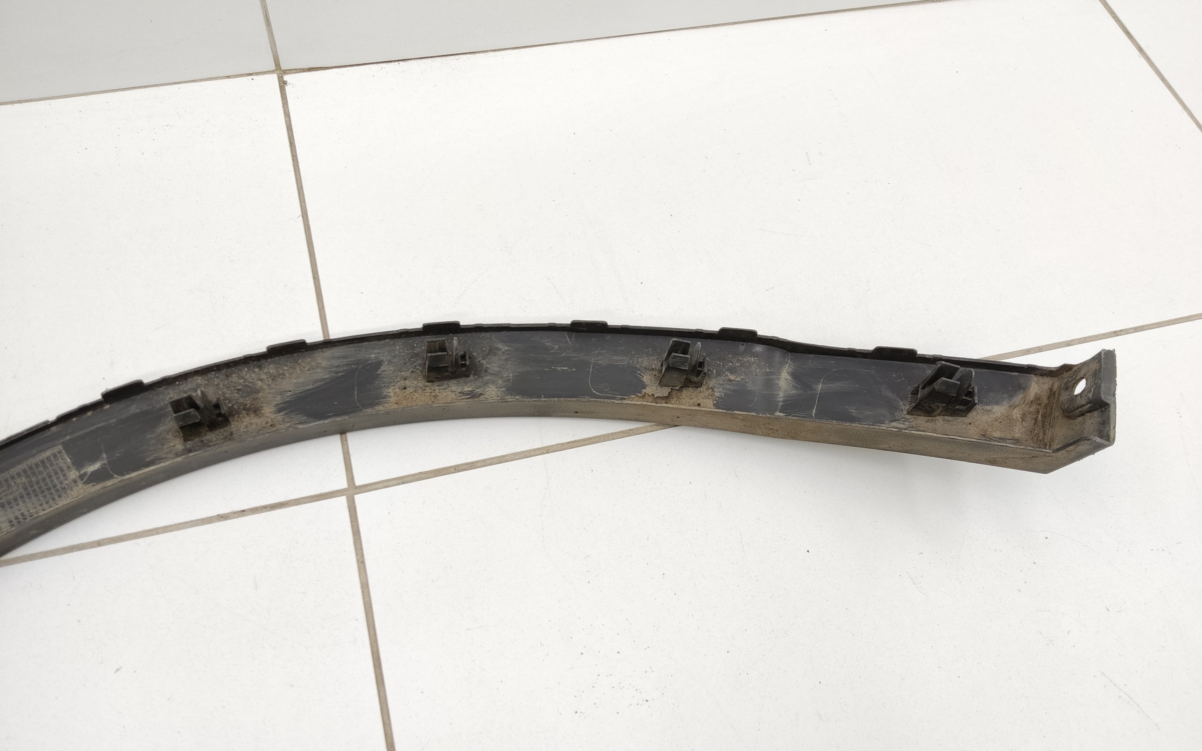 Накладка крыла заднего правого Volkswagen Tiguan 2