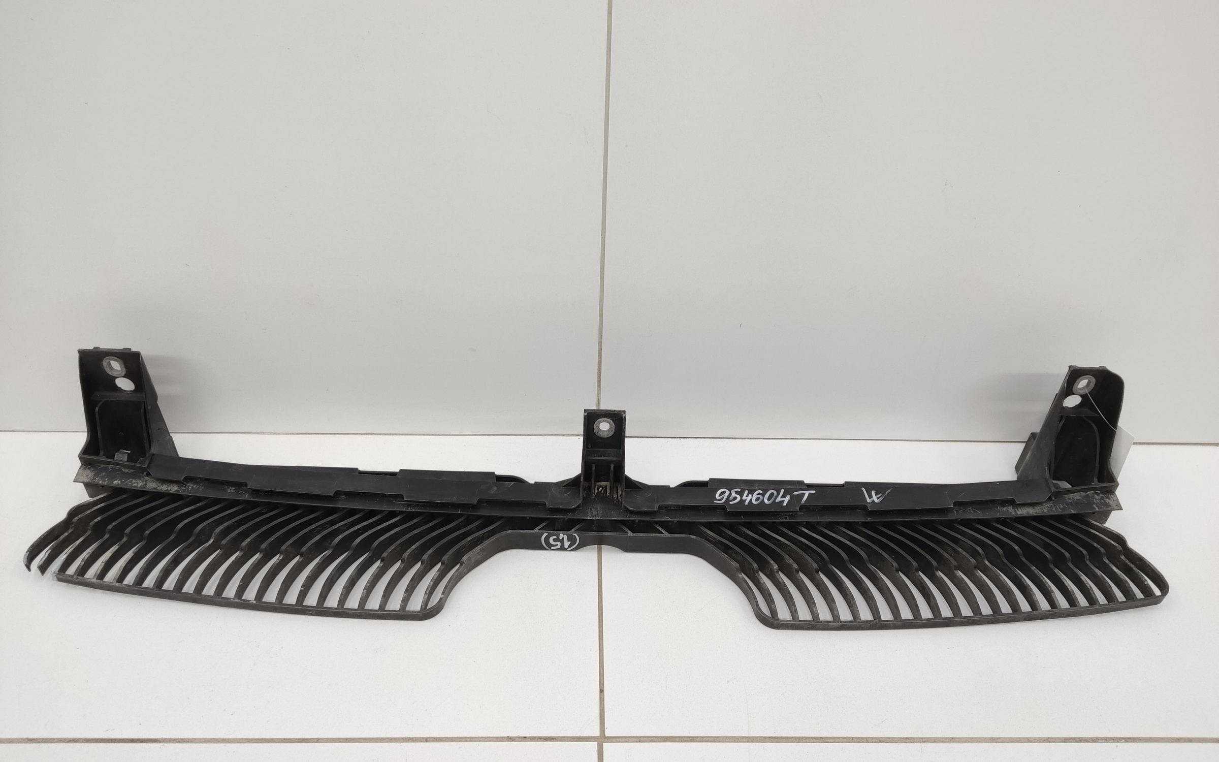 Кронштейн переднего бампера Volkswagen Tiguan 2