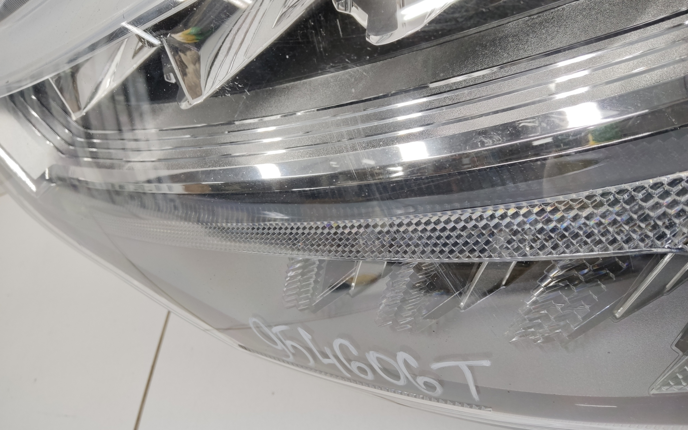 Фара передняя левая Haval Jolion LED