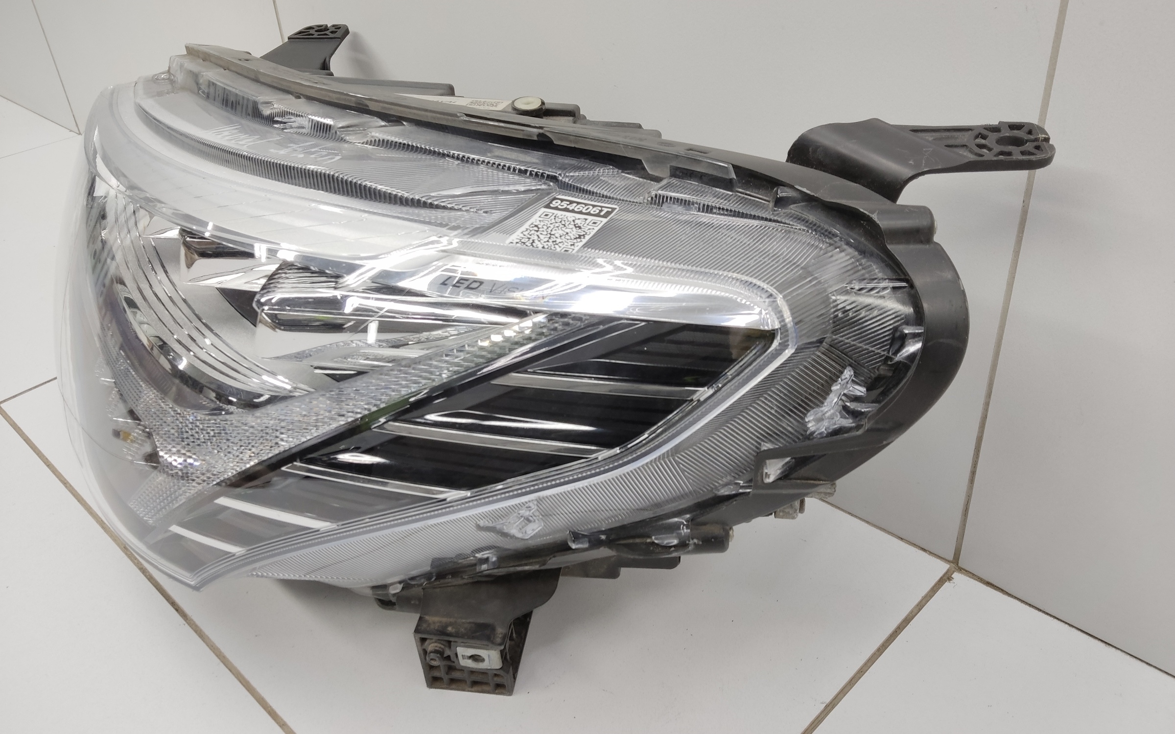 Фара передняя левая Haval Jolion LED