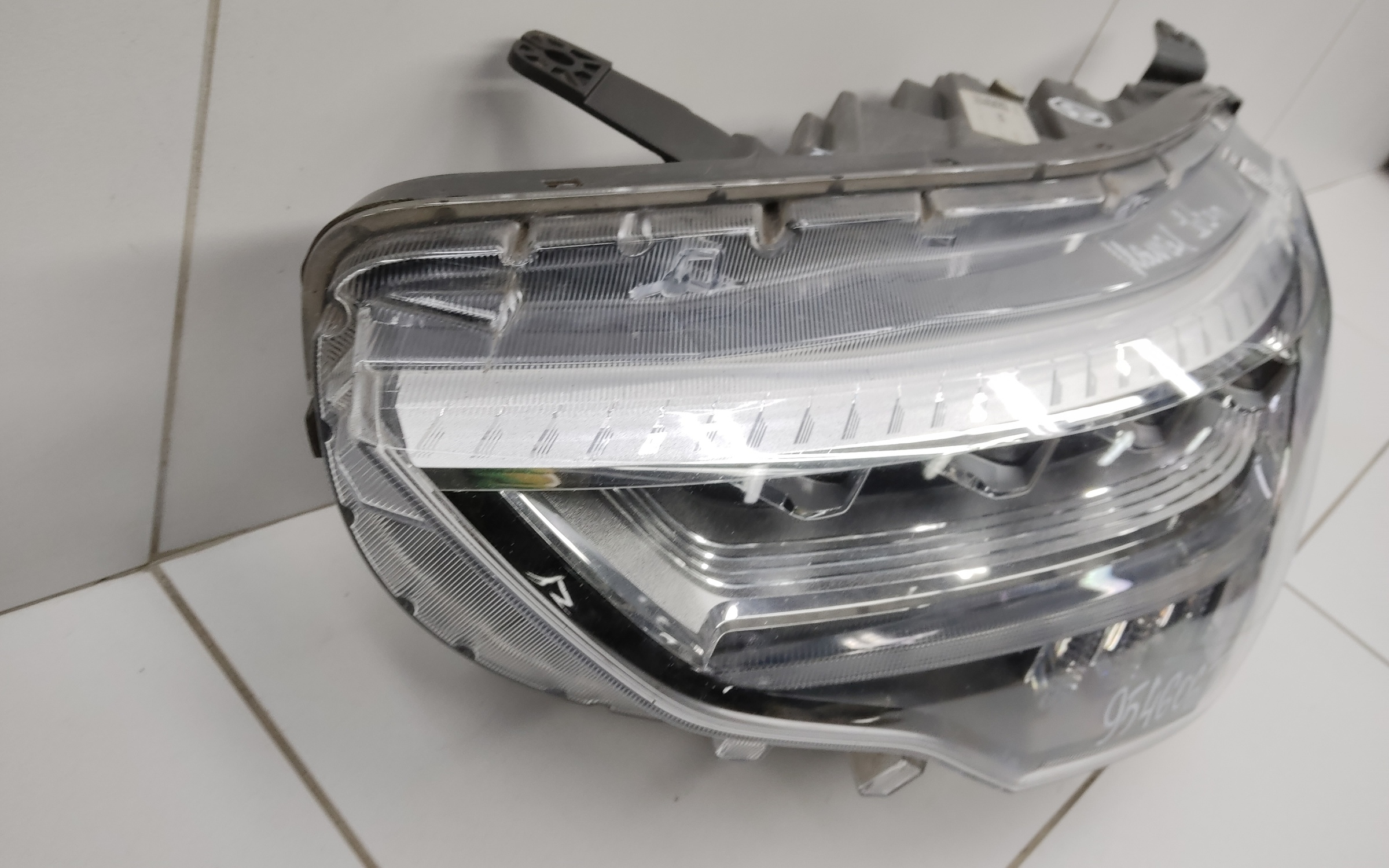 Фара передняя левая Haval Jolion LED