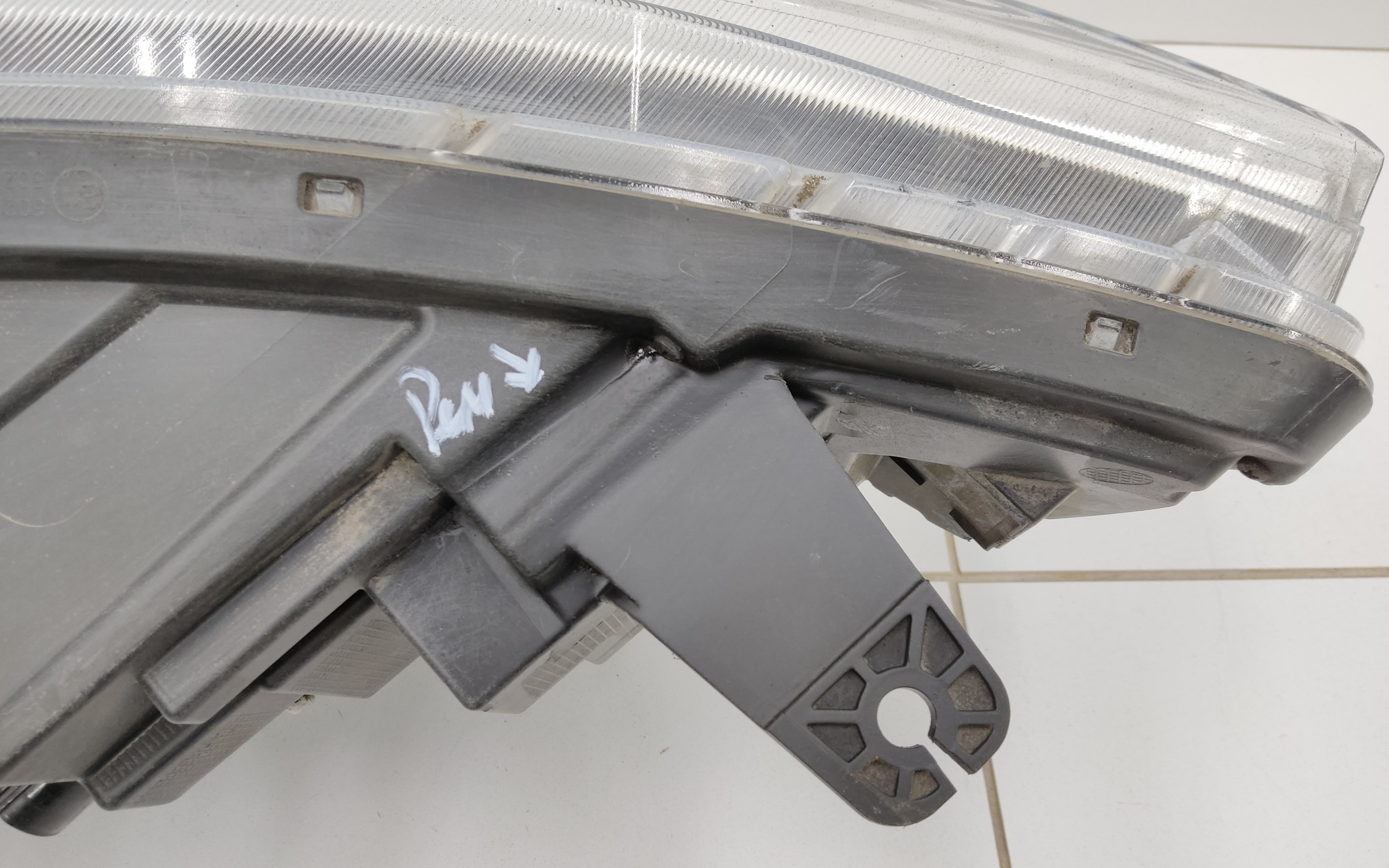 Фара передняя левая Haval Jolion LED