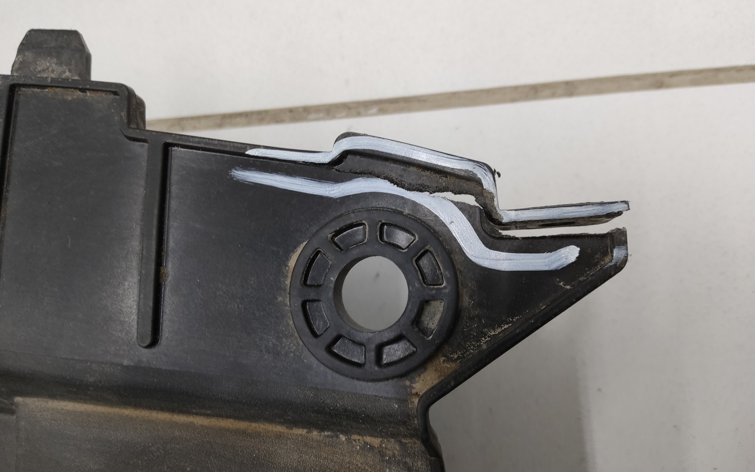 Накладка передней панели Chery Tiggo 7L