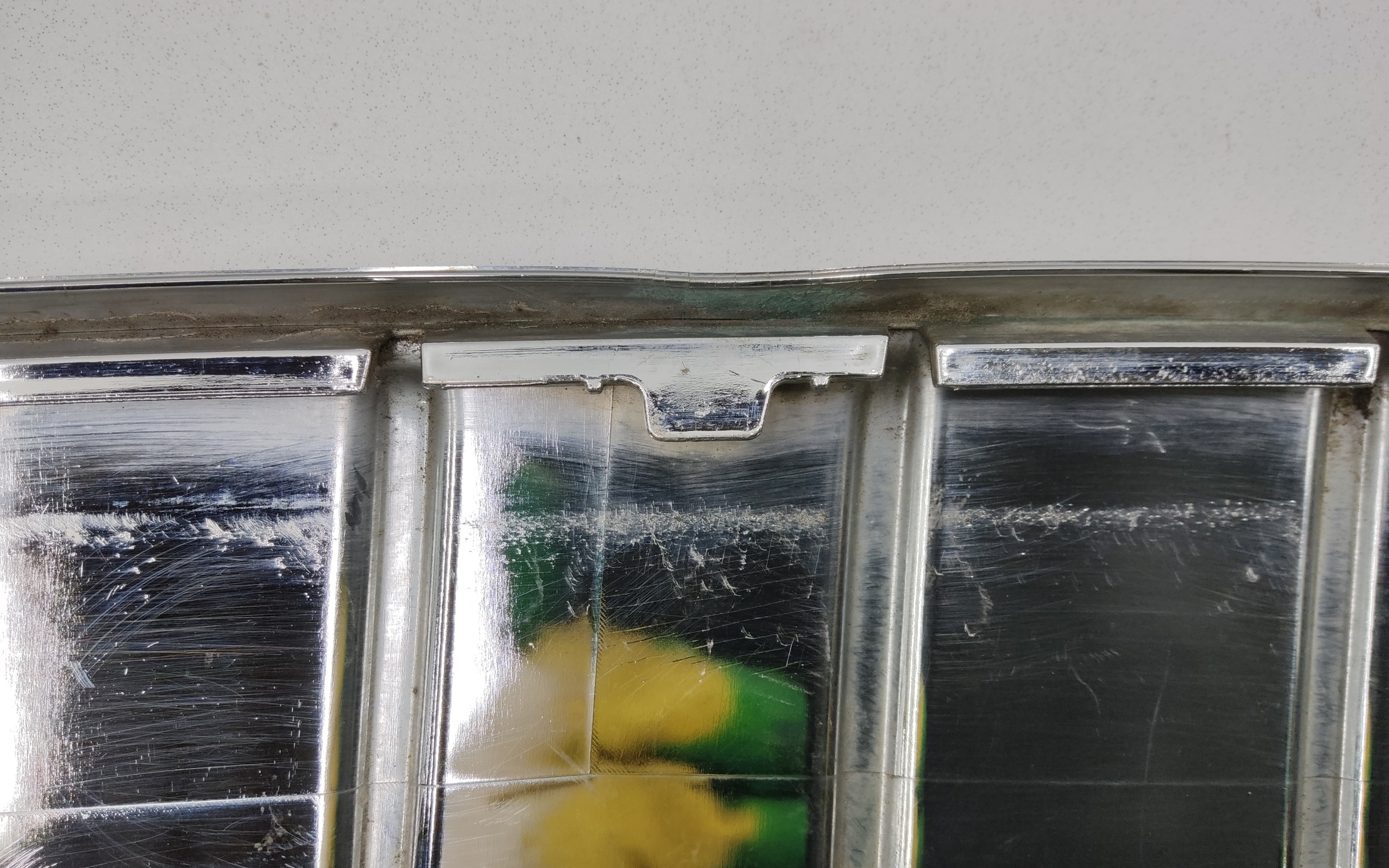 Накладка заднего бампера верхняя хром Volkswagen Touareg 2