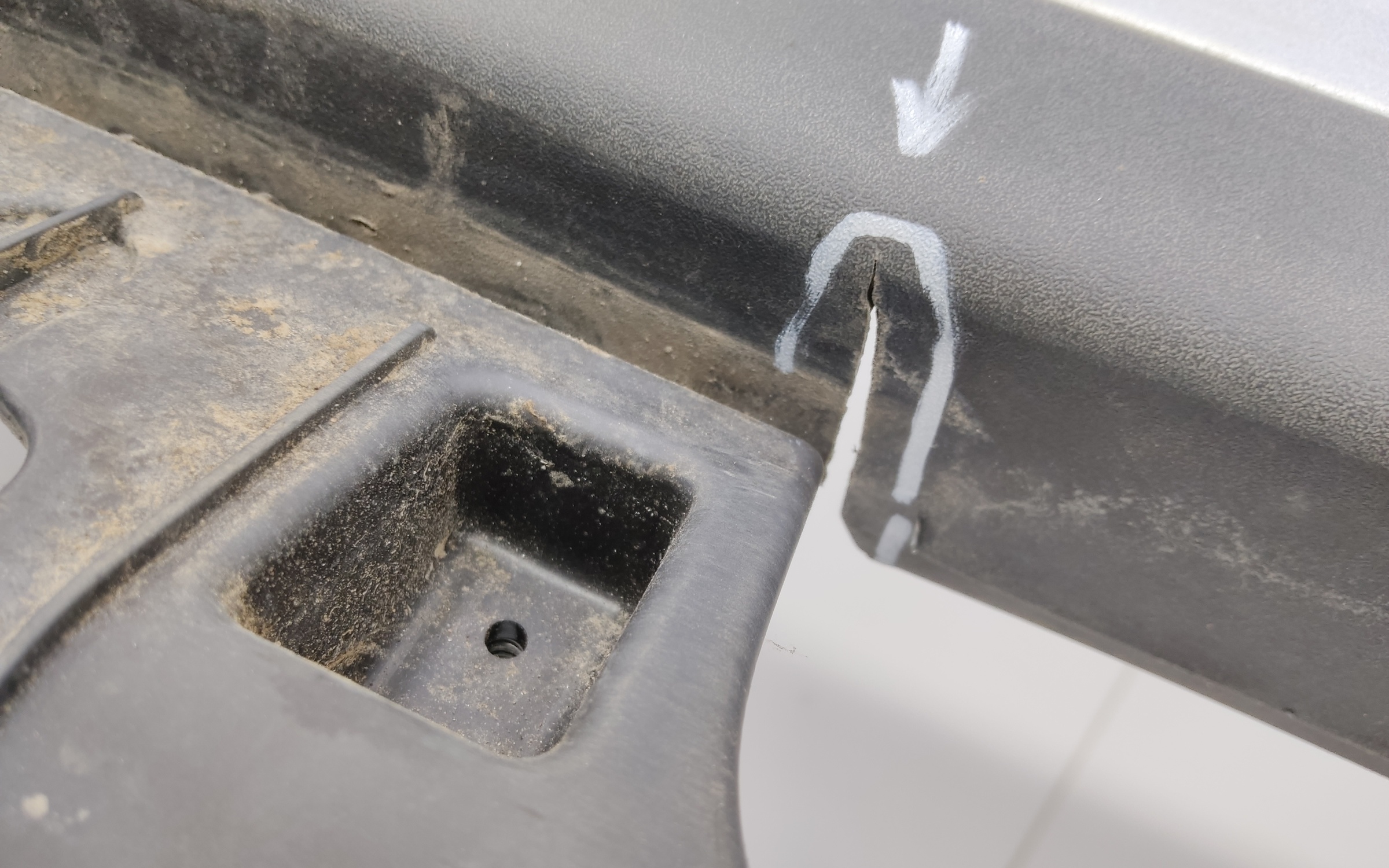 Бампер задний Geely Atlas