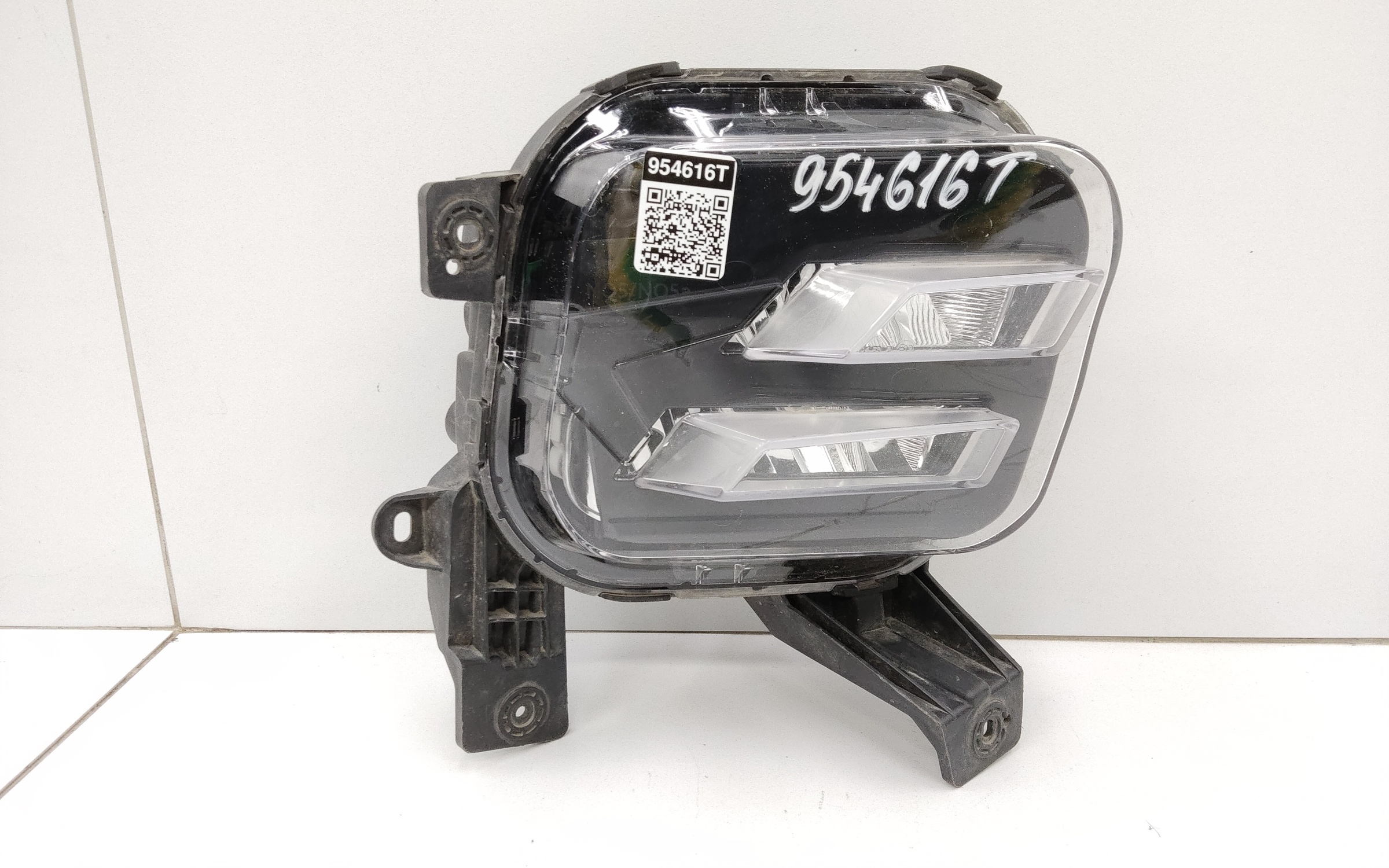 Фара ПТФ передняя правая Kia Sportage 5 LED