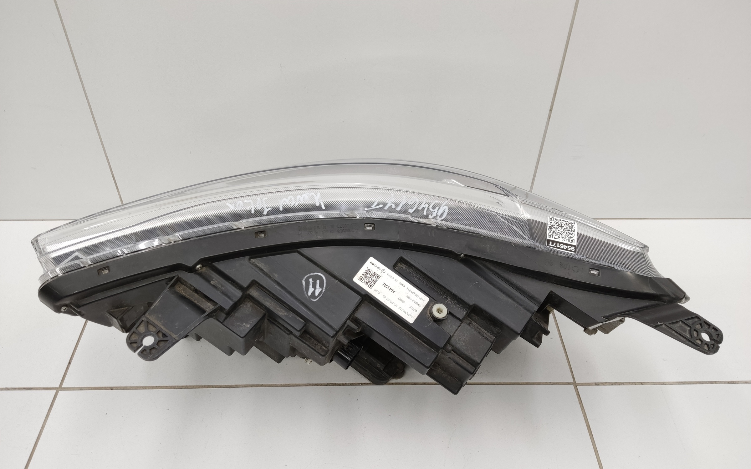 Фара передняя правая Haval Jolion LED