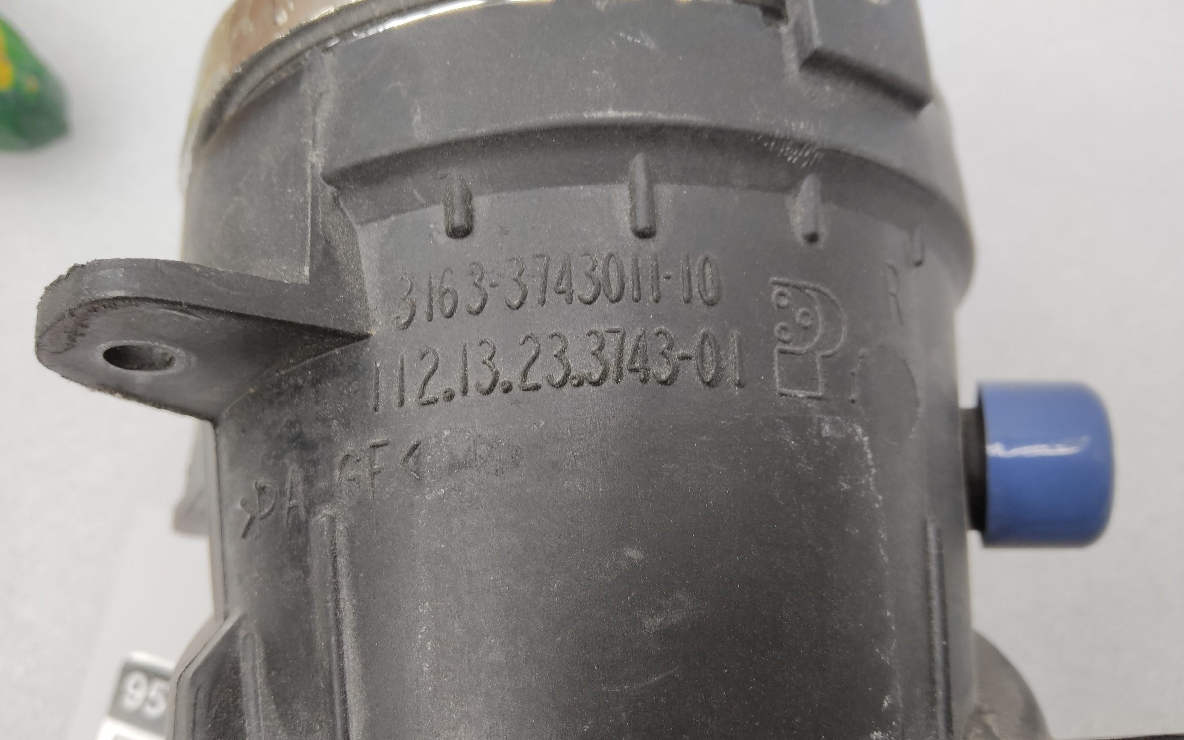 Фара ПТФ передняя правая UAZ Patriot Restail 2