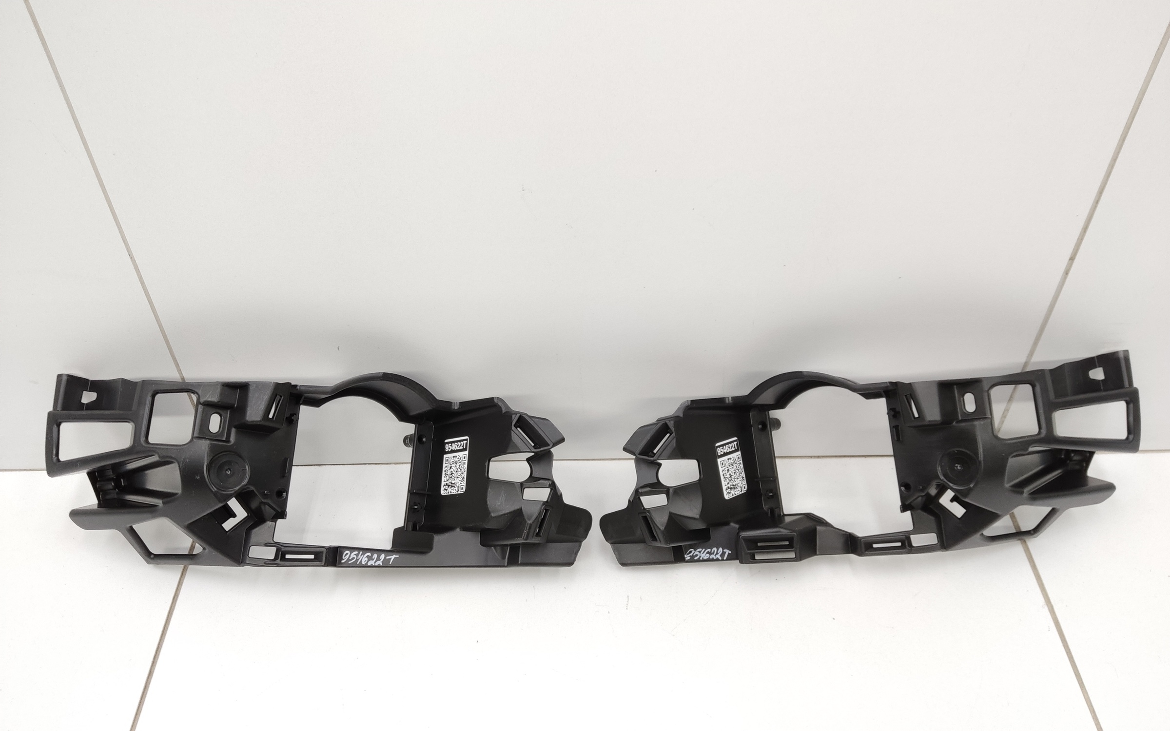 Комплект кронштейнов переднего бампера Citroen C5 Aircross Restail