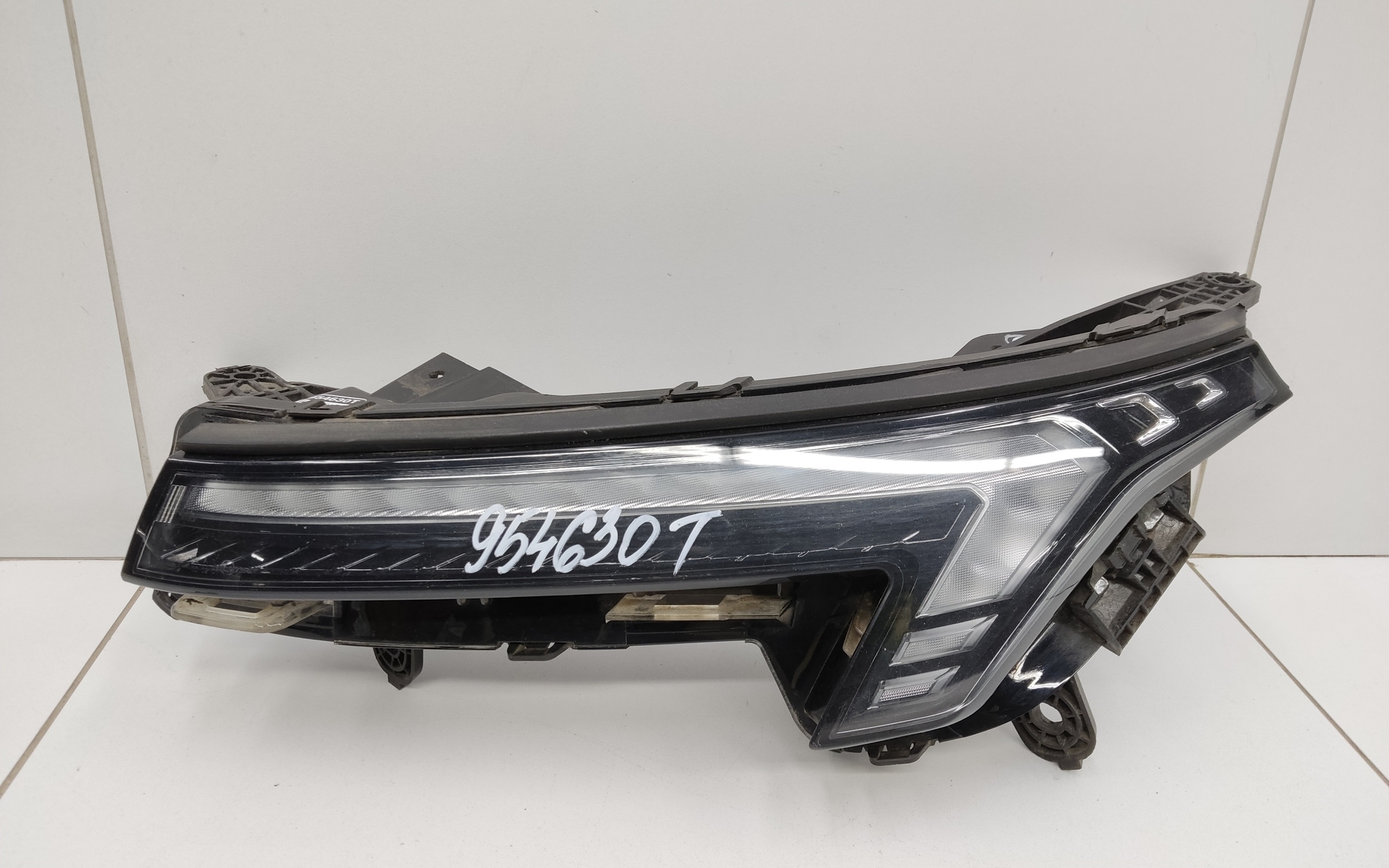 Фара ДХО передняя левая Москвич 3