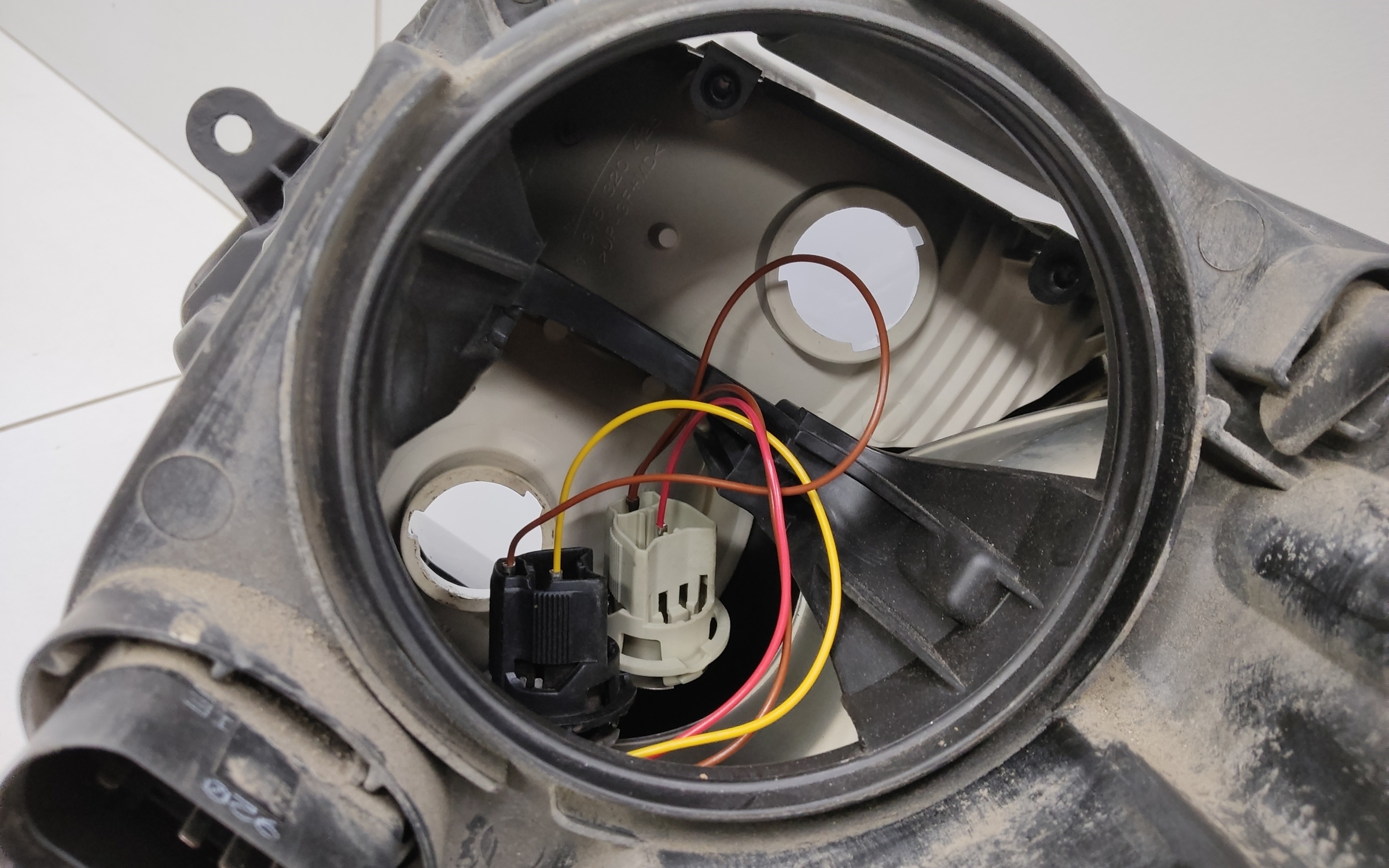 Фара передняя правая Volkswagen Transporter T5 Restail галоген