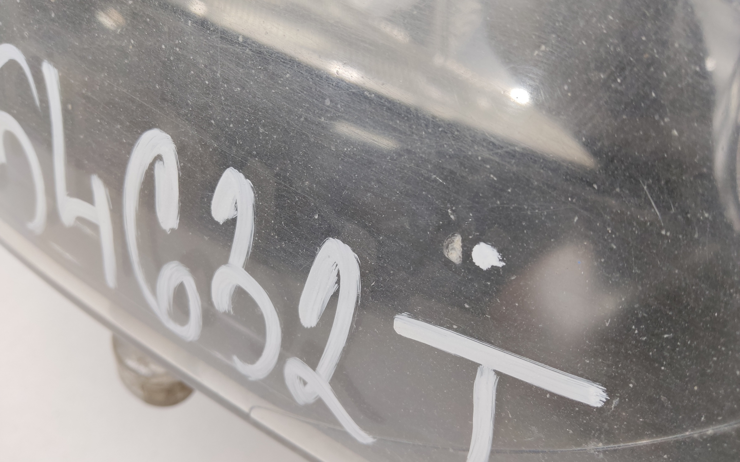 Фара передняя правая Volkswagen Transporter T5 Restail галоген