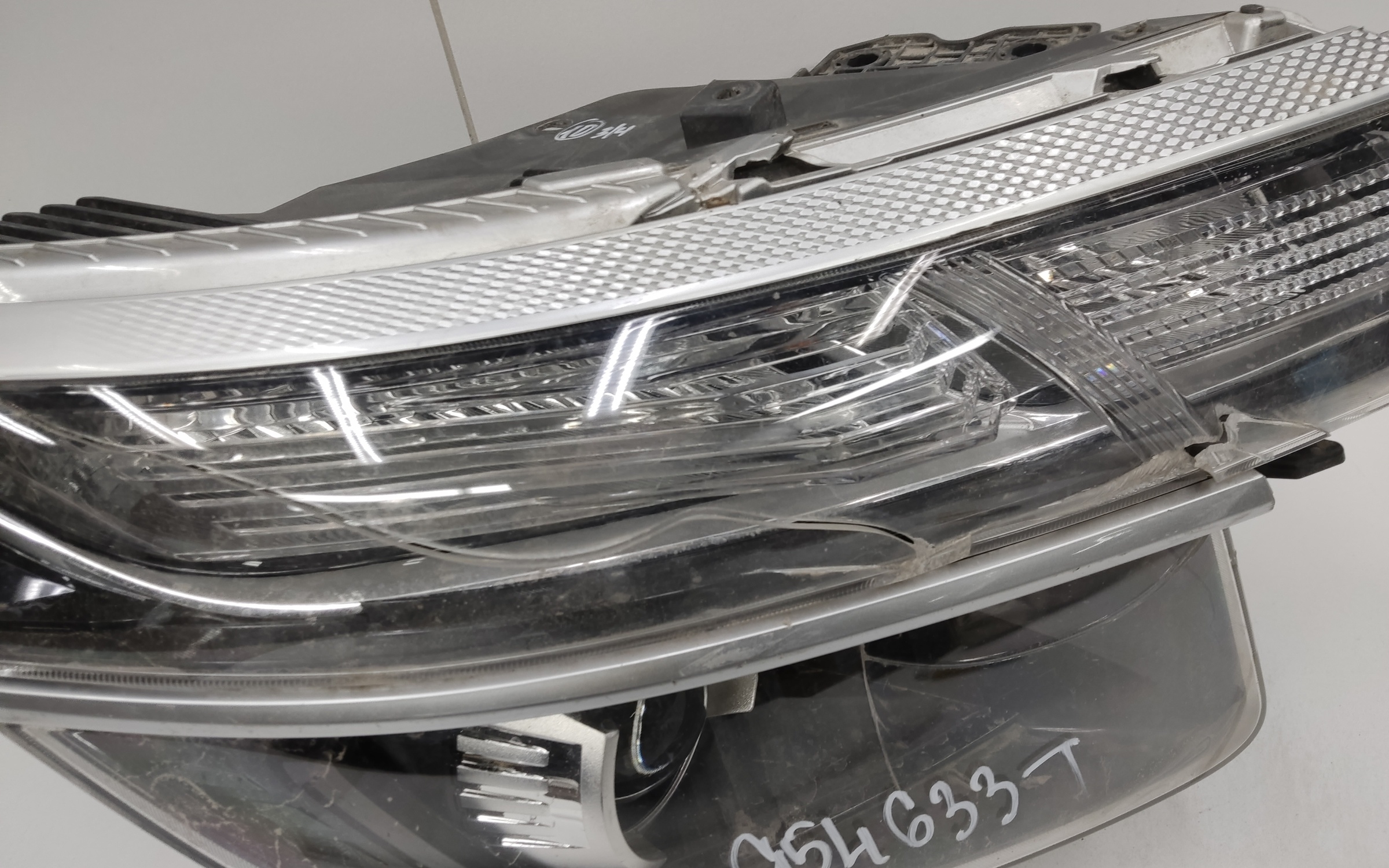 Фара передняя правая Kia Seltos галоген линза без ДХО