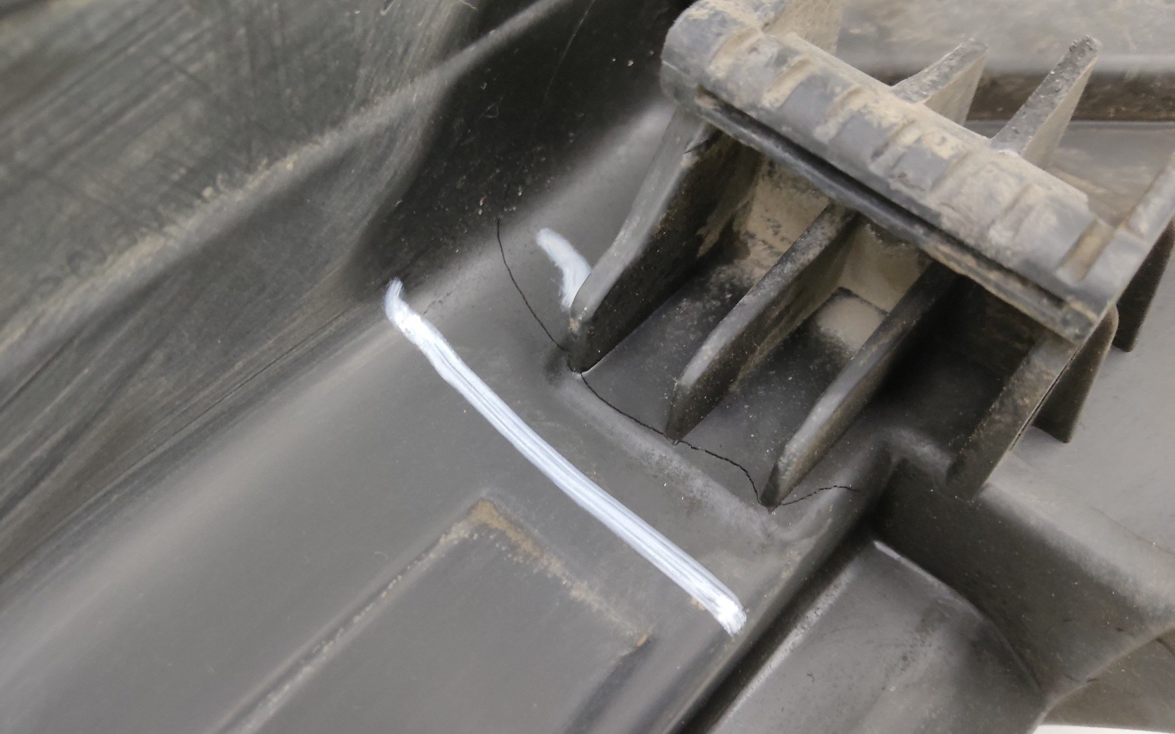 Фара передняя правая Kia Seltos галоген линза без ДХО