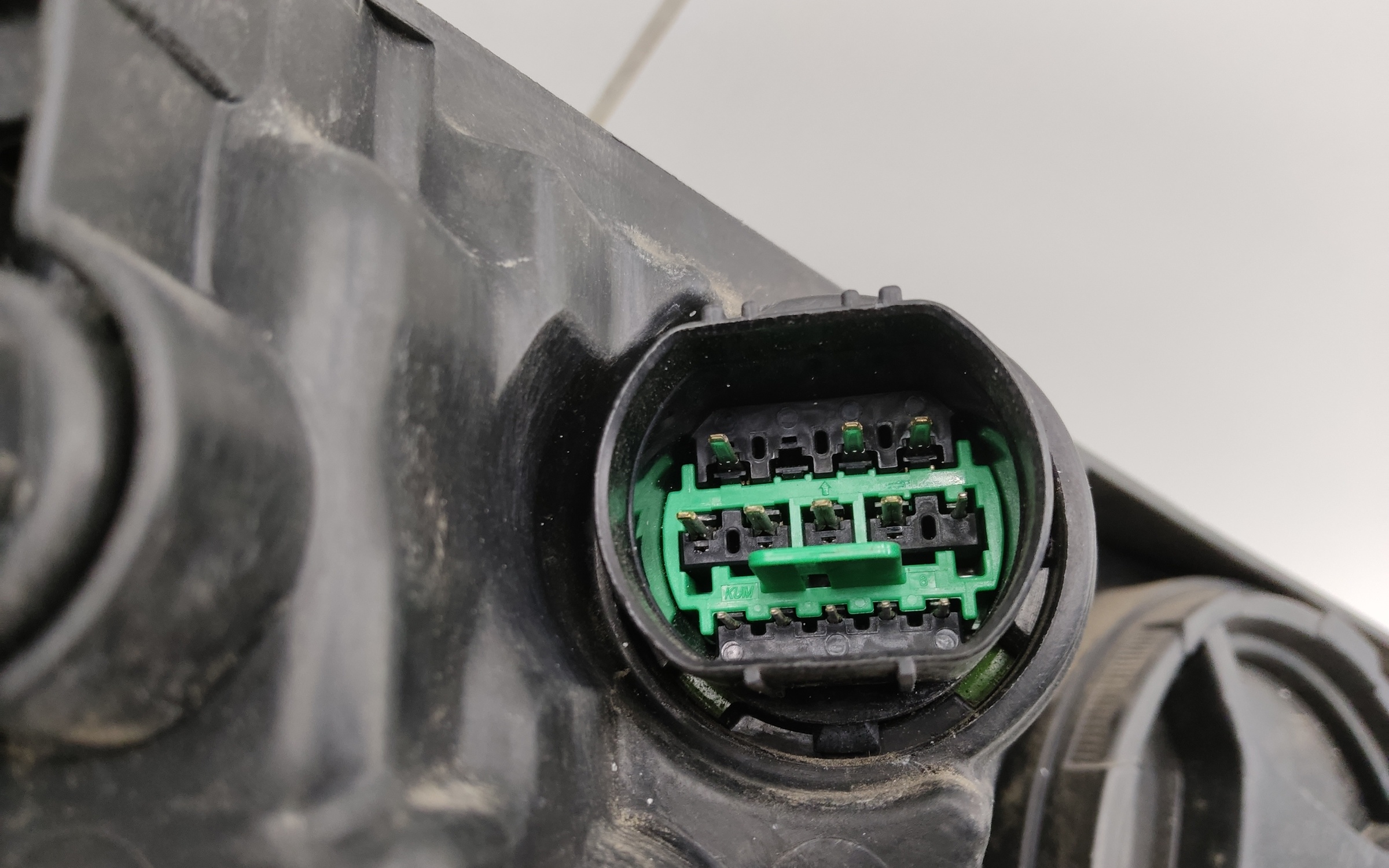 Фара передняя левая линза Hyundai Creta 1 галоген ДХО белая