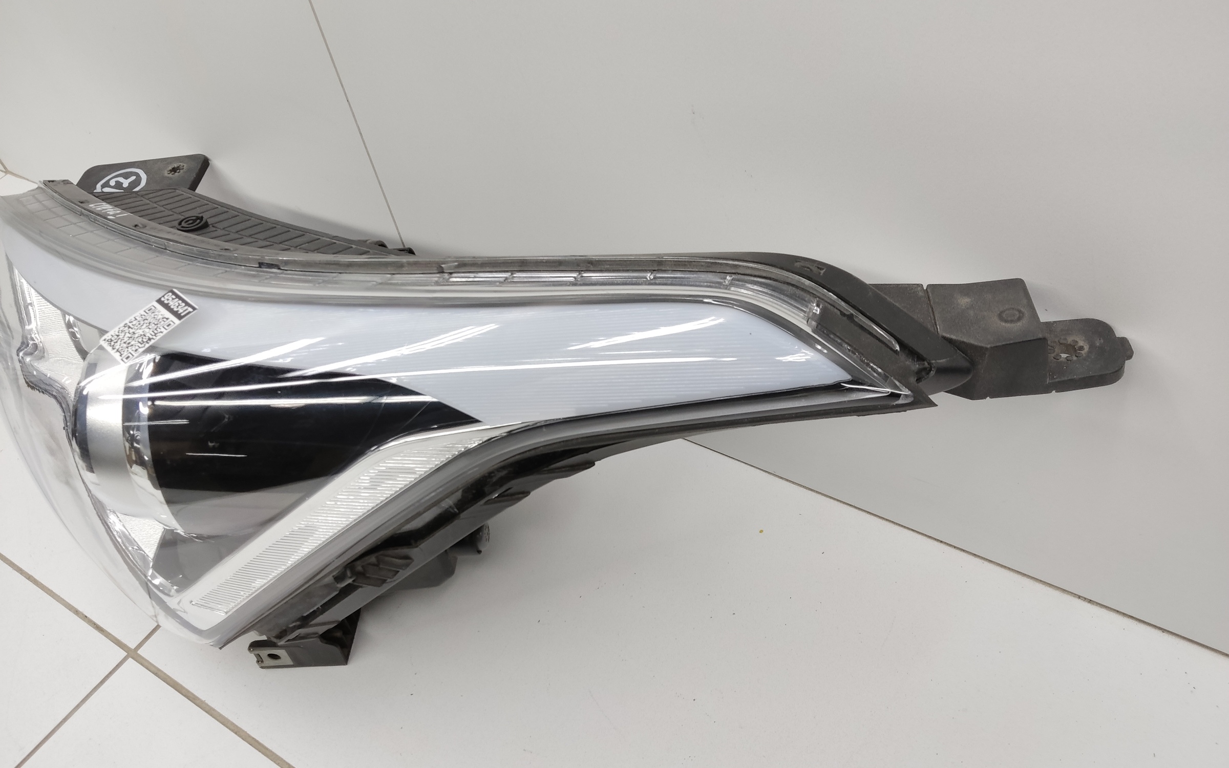 Фара передняя левая линза Hyundai Creta 1 галоген ДХО белая