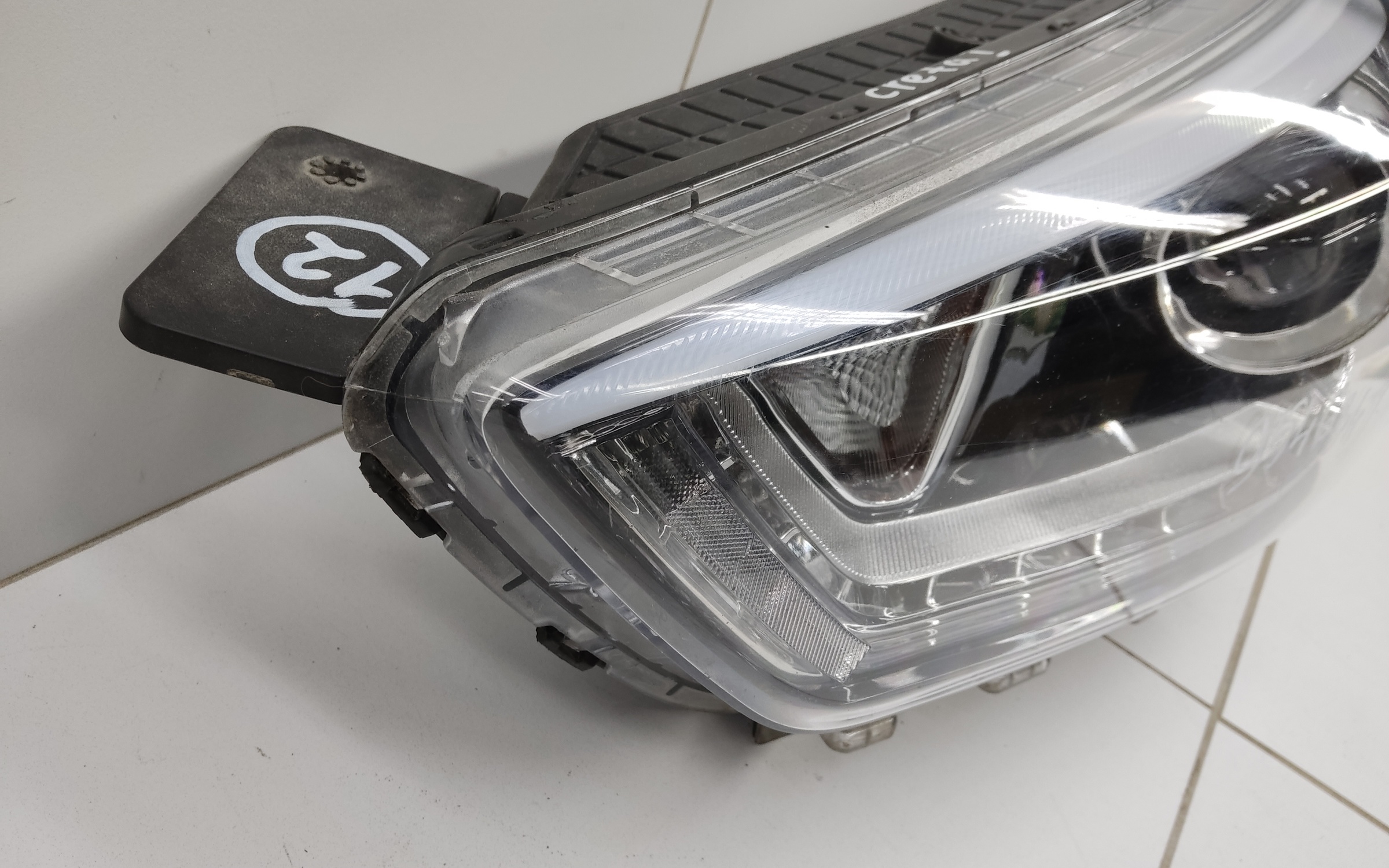 Фара передняя левая линза Hyundai Creta 1 галоген ДХО белая