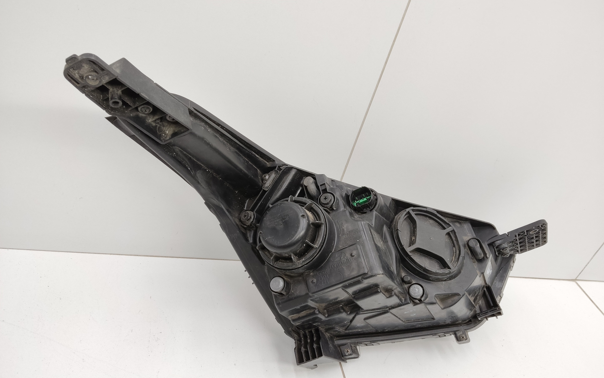 Фара передняя левая линза Hyundai Creta 1 галоген ДХО белая