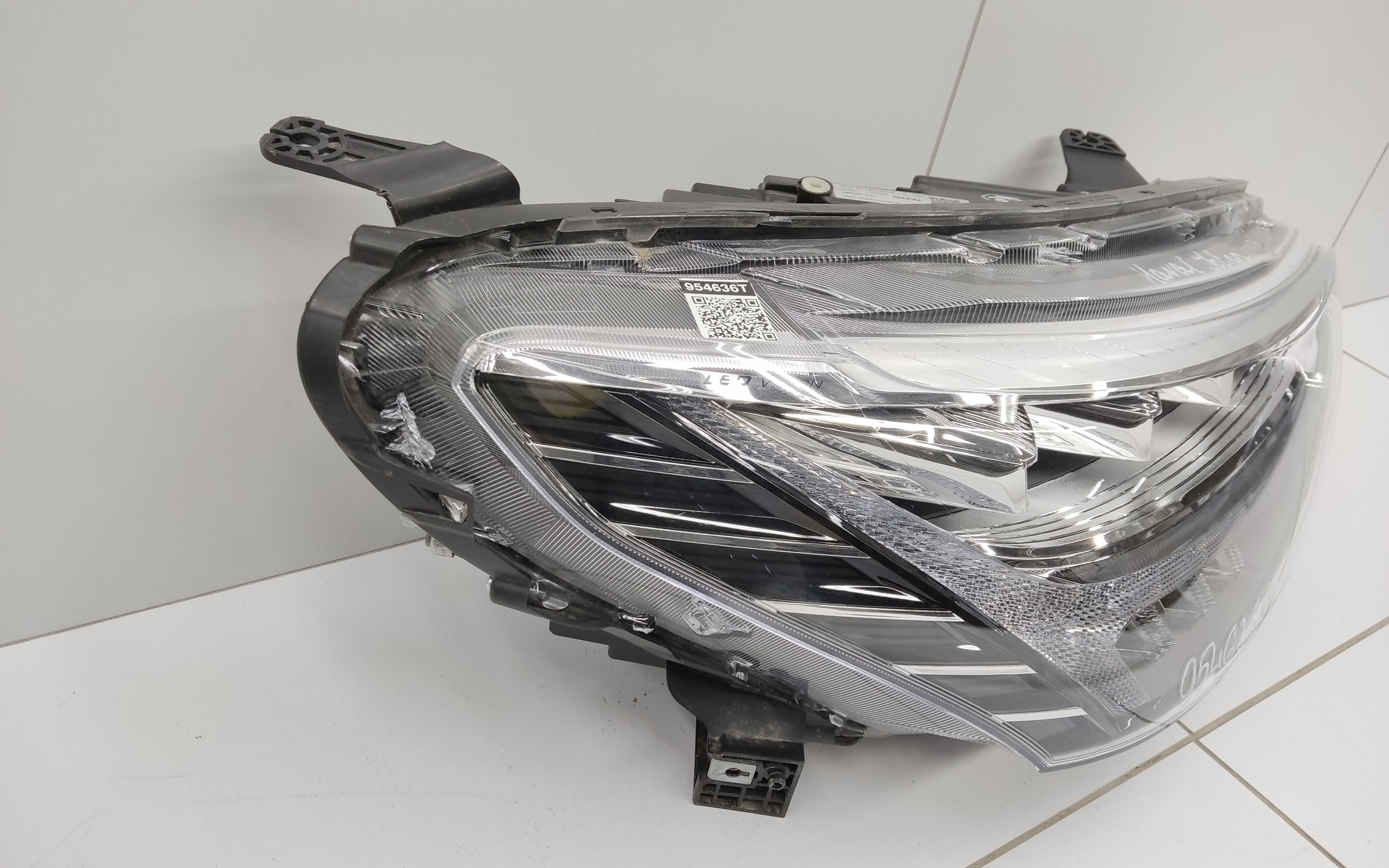 Фара передняя правая Haval Jolion LED