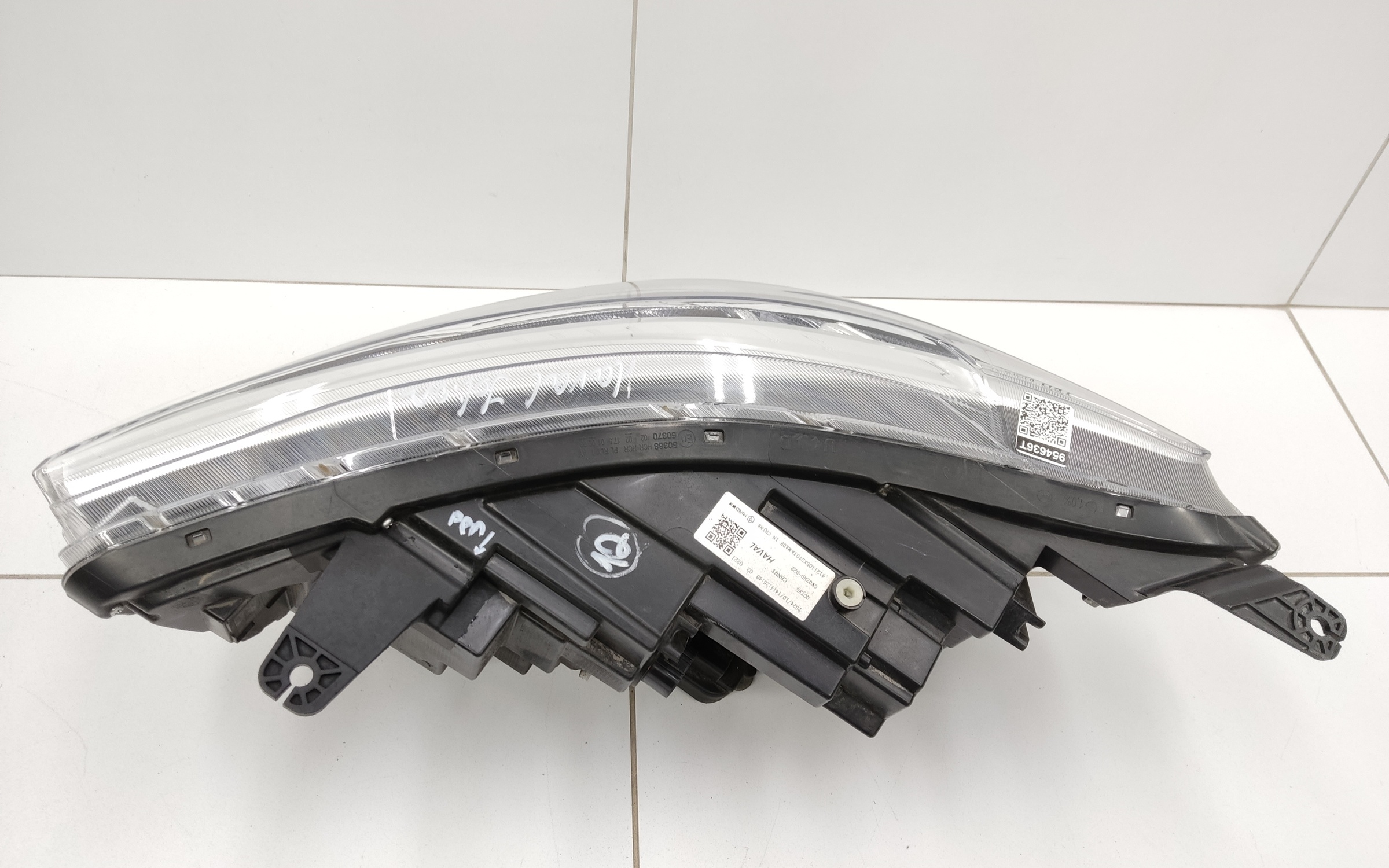 Фара передняя правая Haval Jolion LED