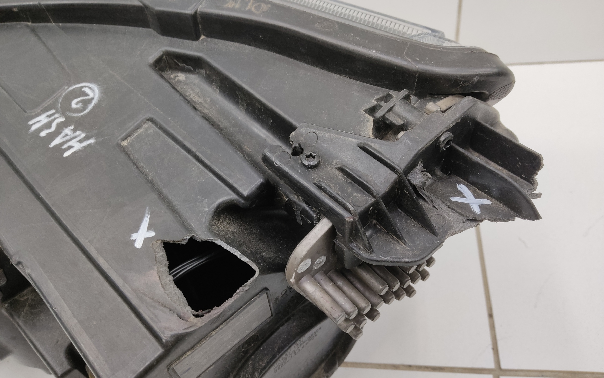 Фара передняя правая Chery Tiggo 7L LED