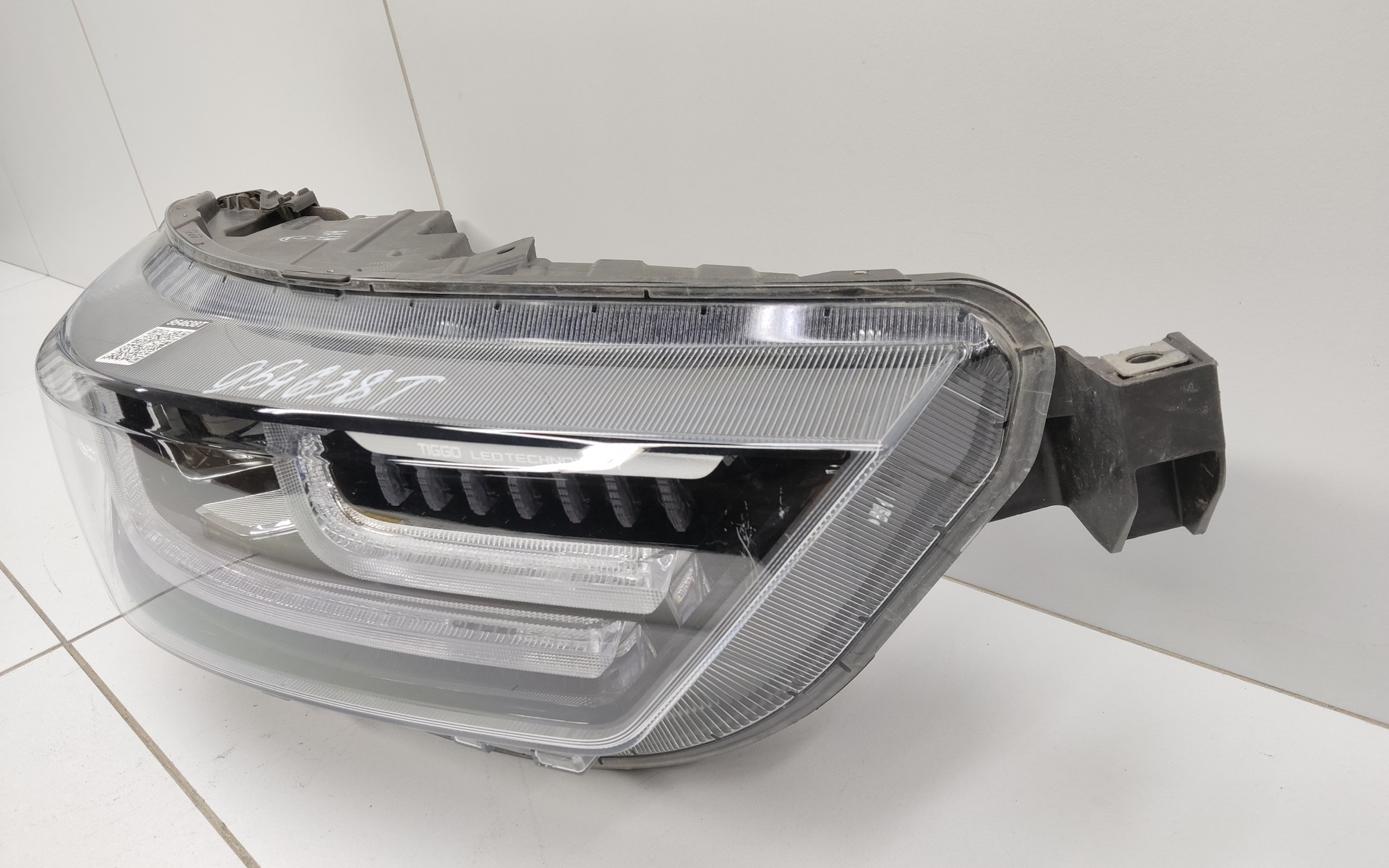 Фара передняя правая Chery Tiggo 7L LED