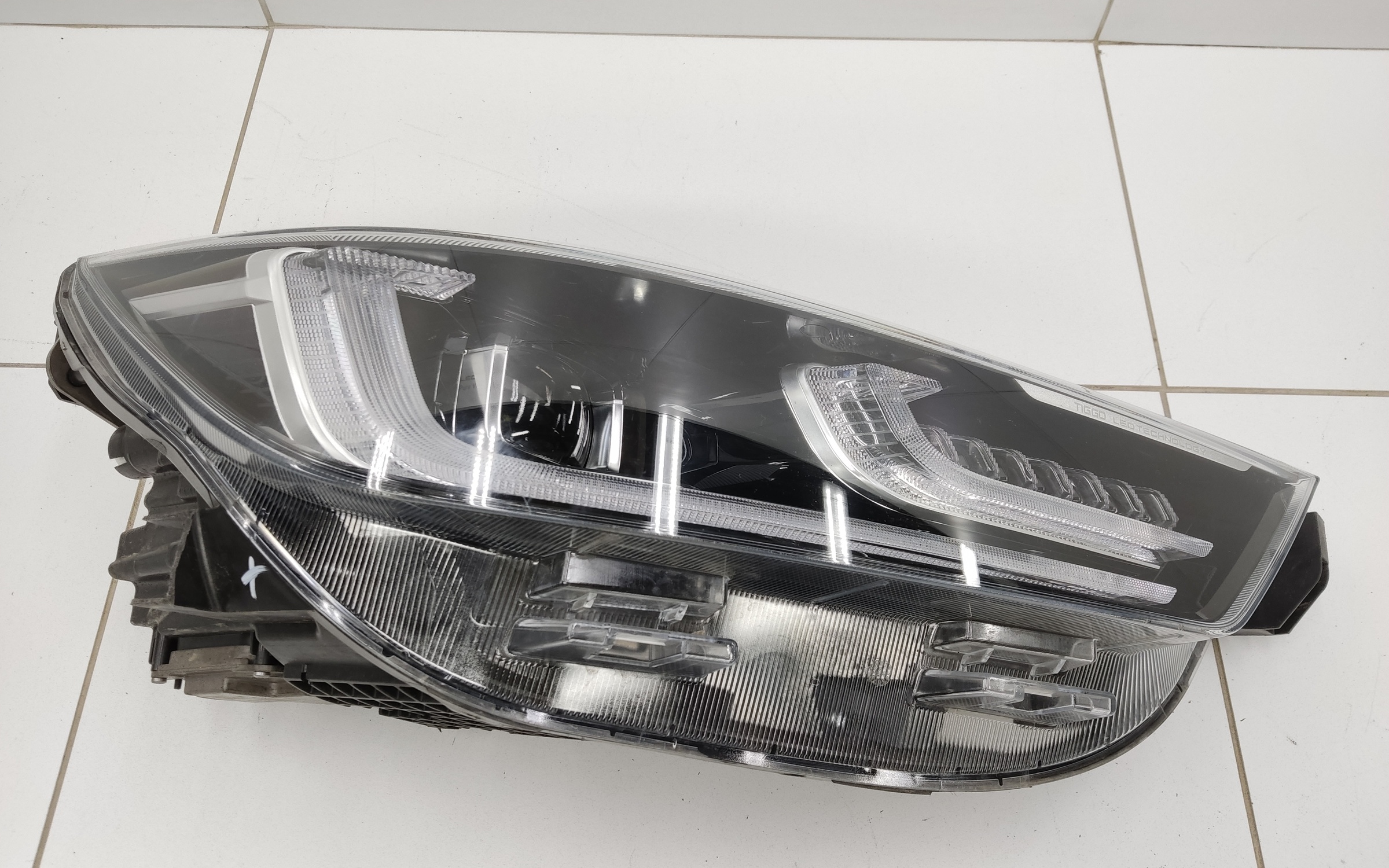 Фара передняя правая Chery Tiggo 7L LED