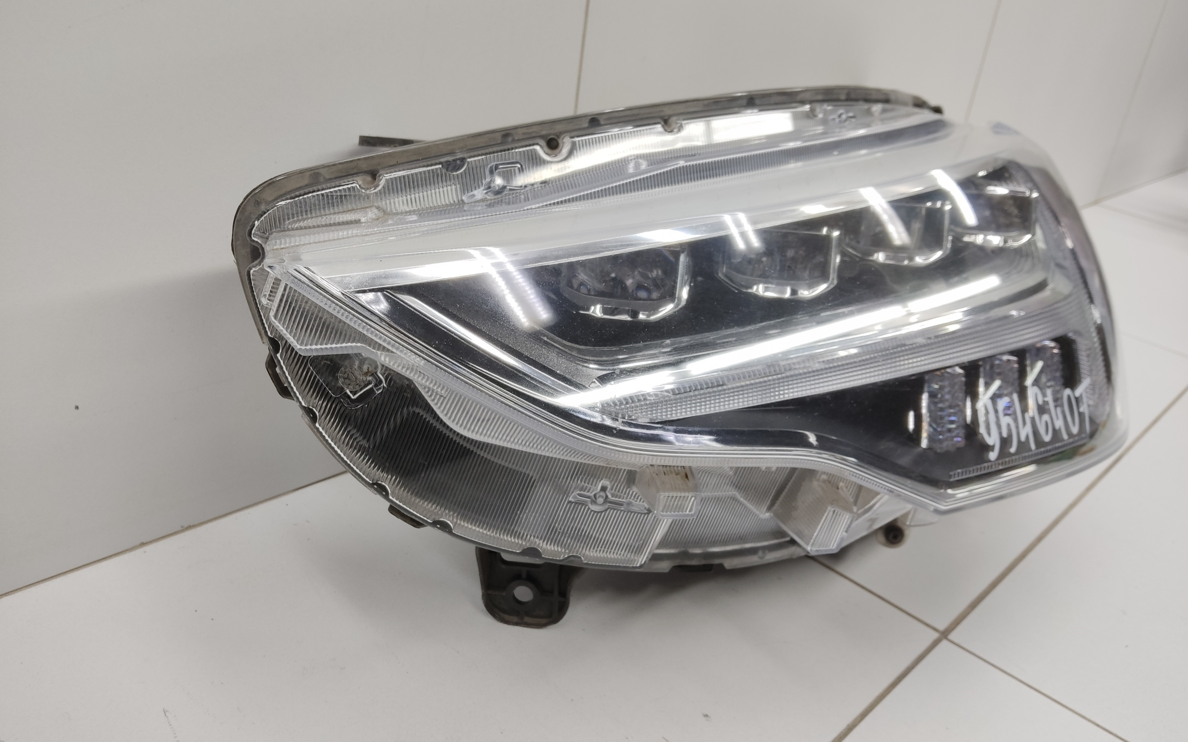 Фара передняя левая Haval Jolion LED