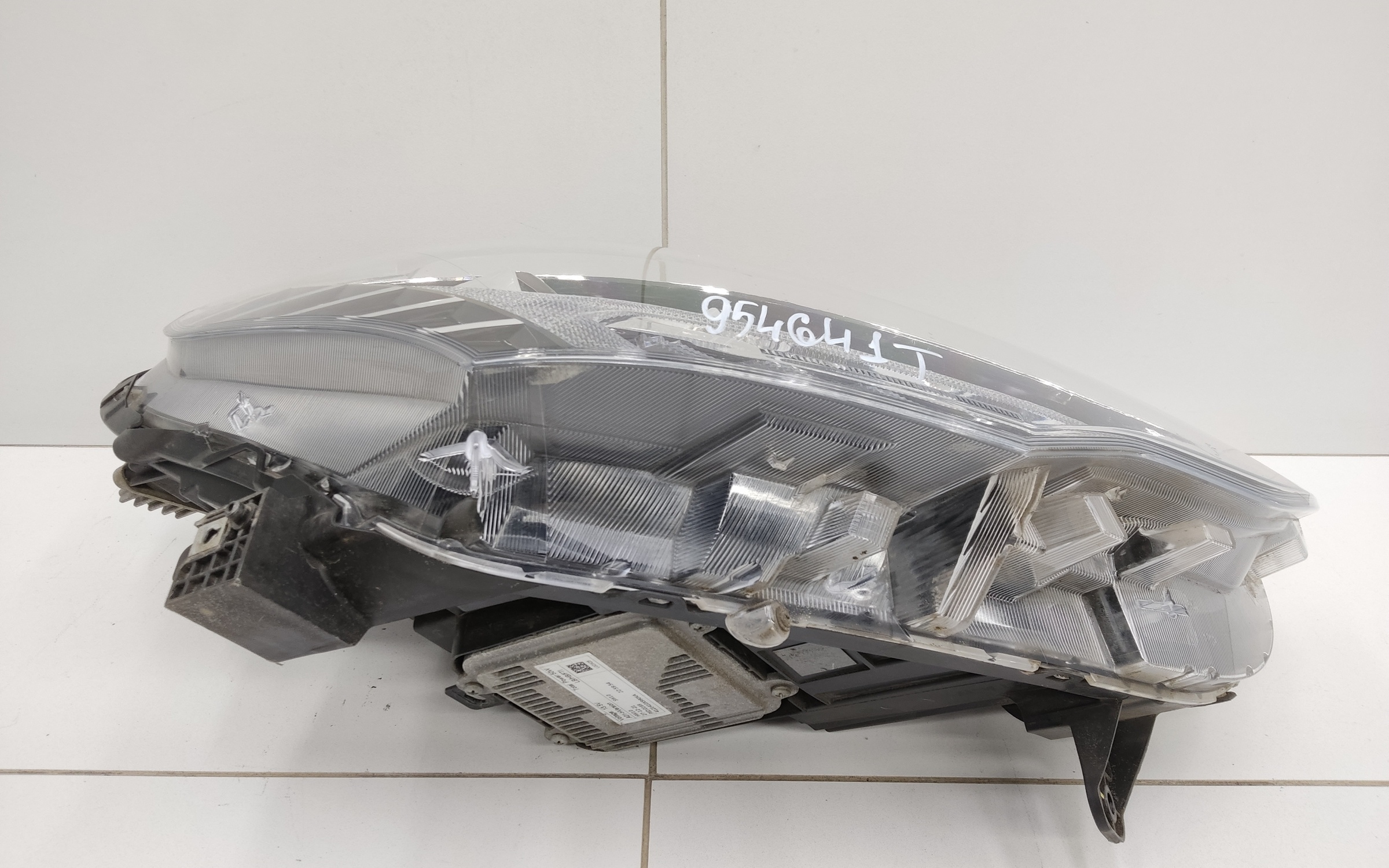 Фара передняя правая Haval Jolion LED