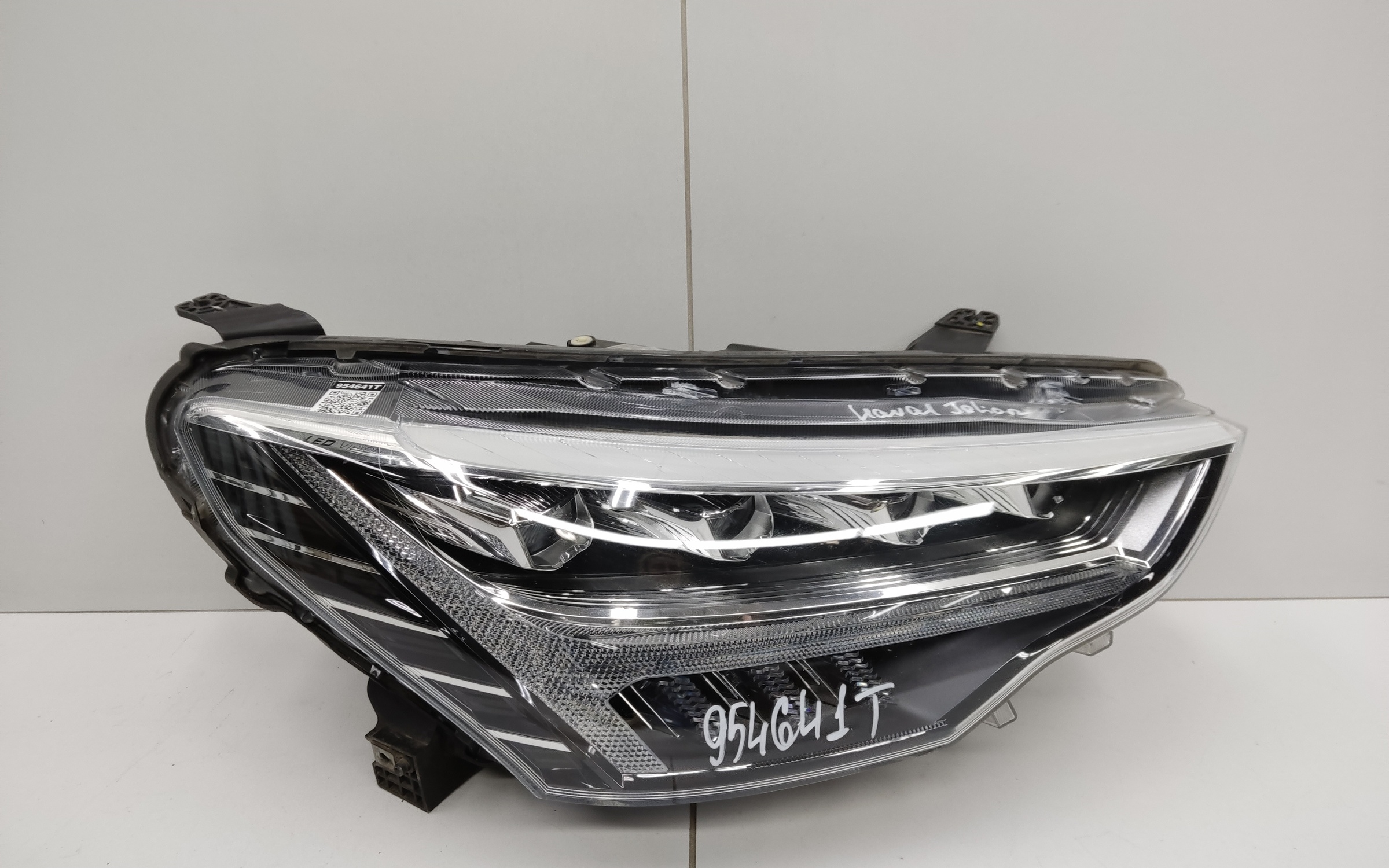 Фара передняя правая Haval Jolion LED